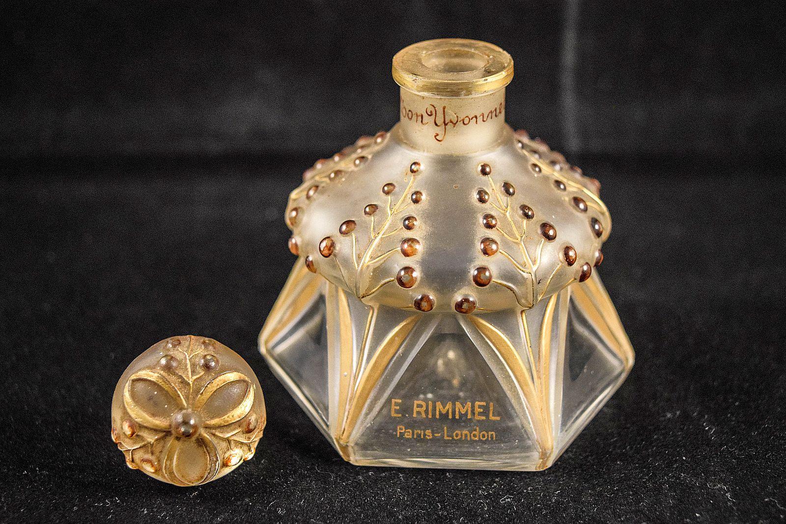 Bouteille de parfum Yvonette extrêmement rare de Julien Viard Pour femmes en vente