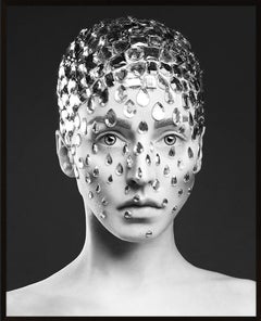 Bling bling by Juliette Jourdain - Big headed series - Self Portrait