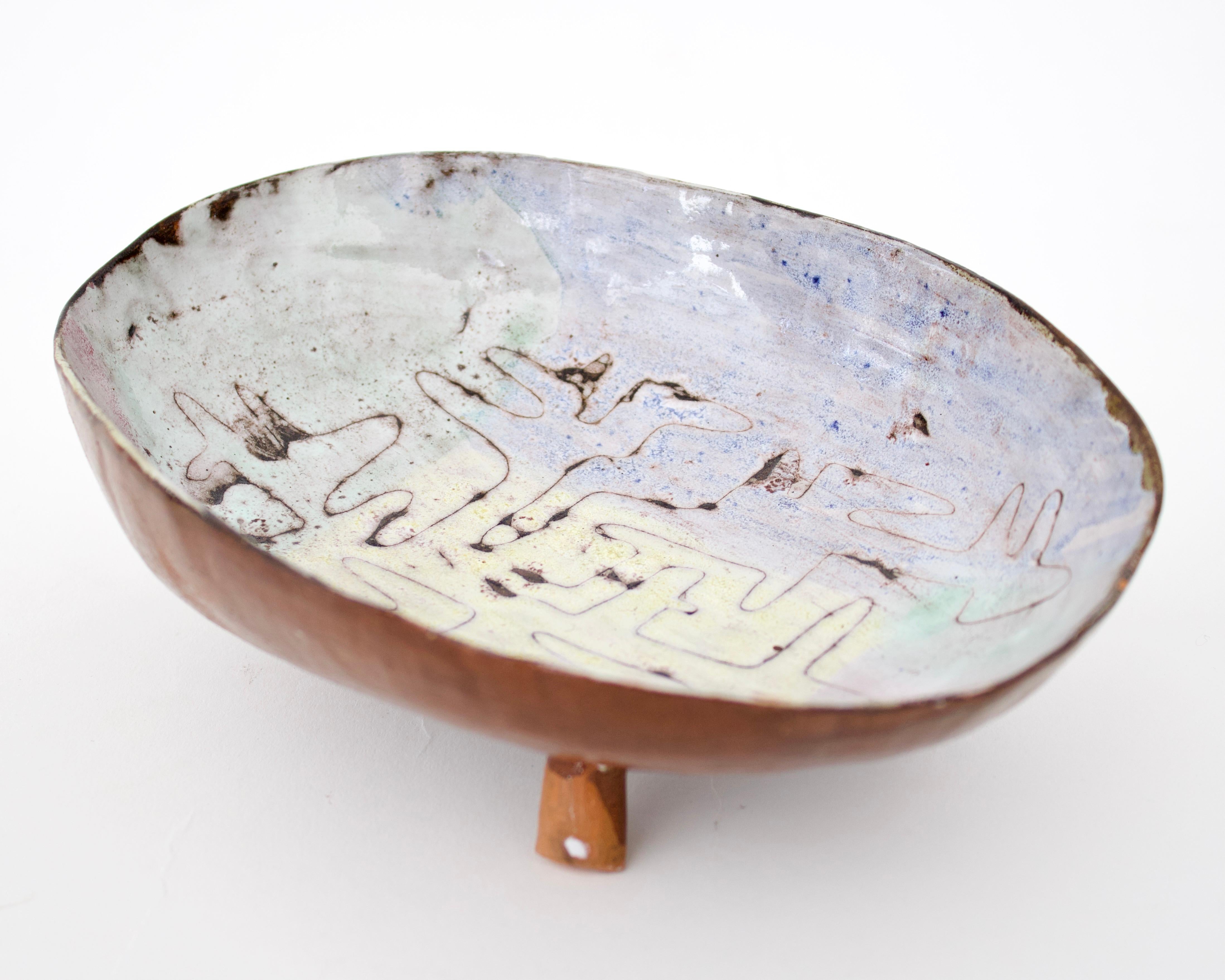 Juliette Rivier French Ceramic Artist Decortive Bowl or Vide Poche In Good Condition For Sale In Chicago, IL