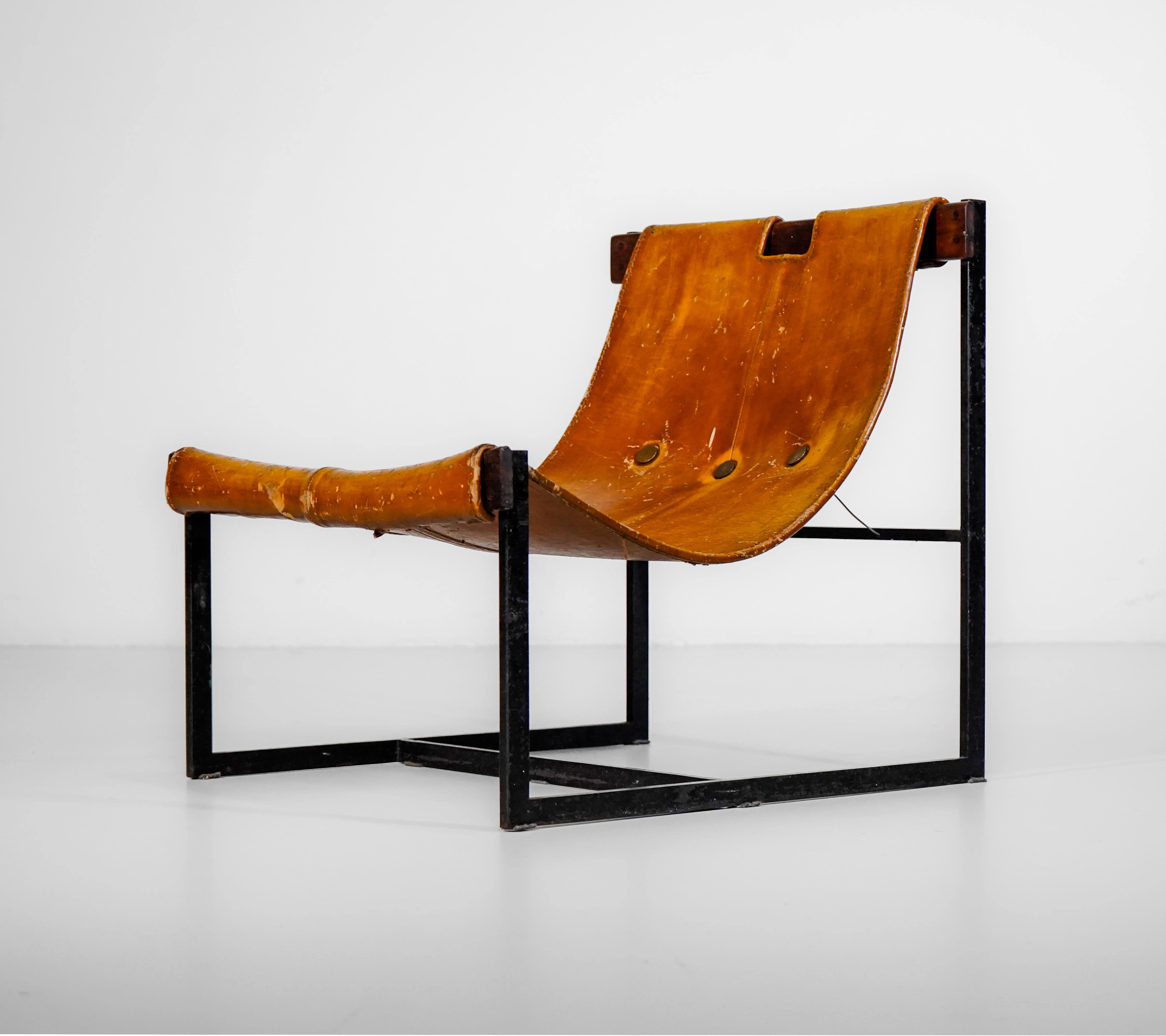 Mid-20th Century Julio Katinsky - 1959 - Brazil - Rare Sling Armchair Iron Frame Rosewood For Sale