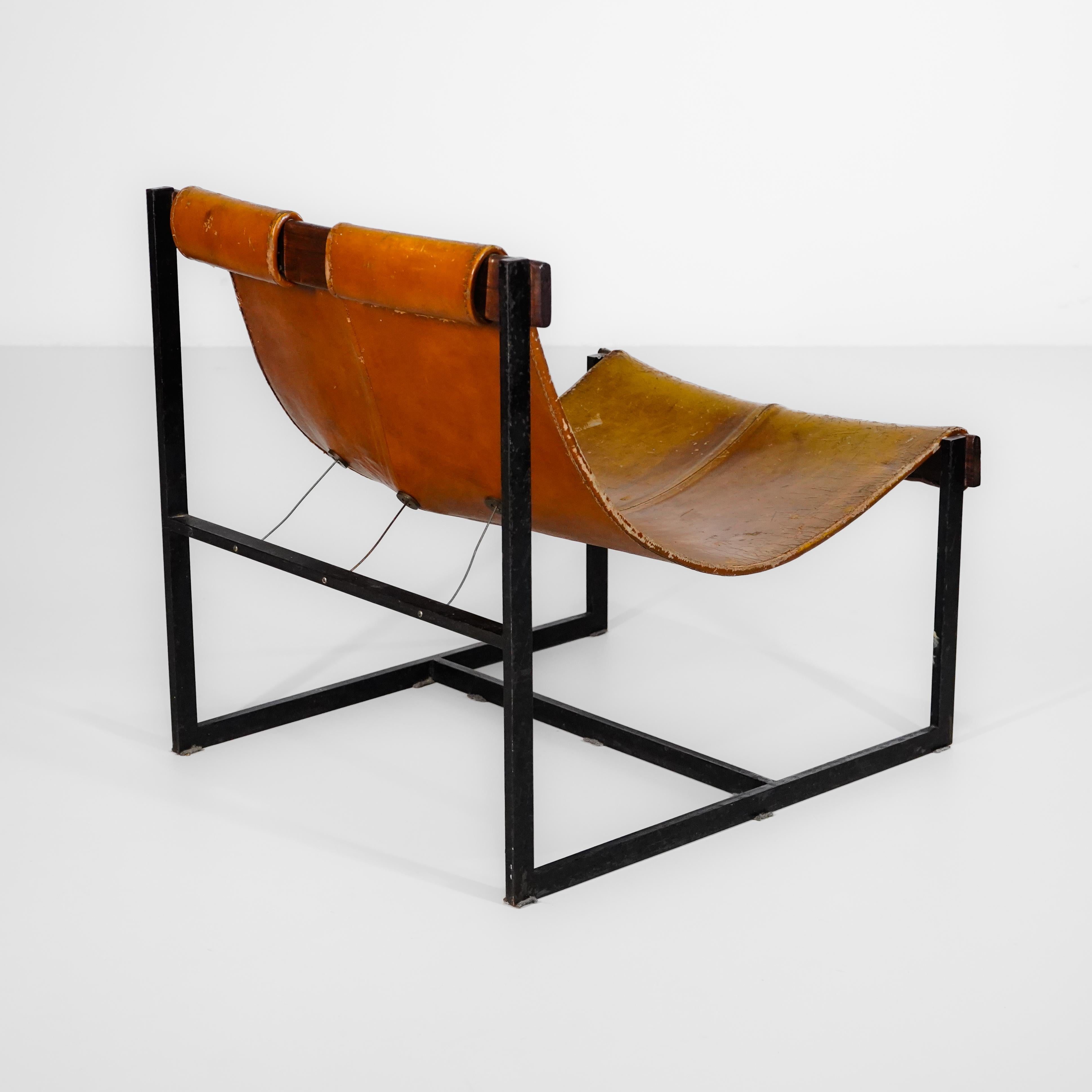 Julio Katinsky - 1959 - Brazil - Rare Sling Armchair Iron Frame Rosewood For Sale 1