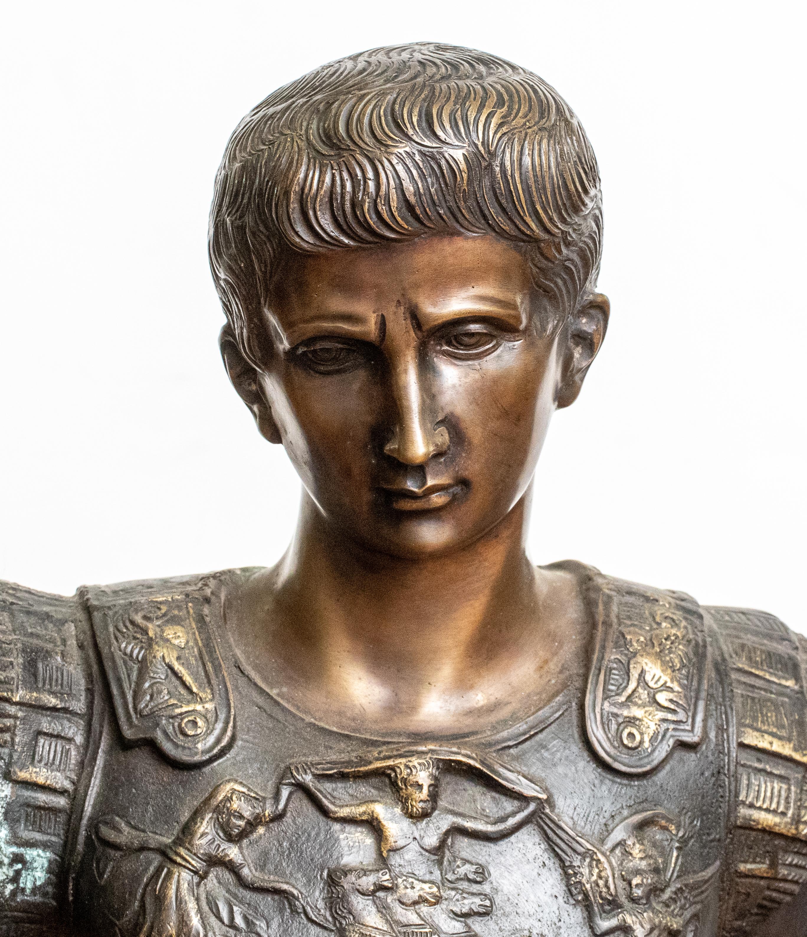 Julius Caesar statue in bronze.