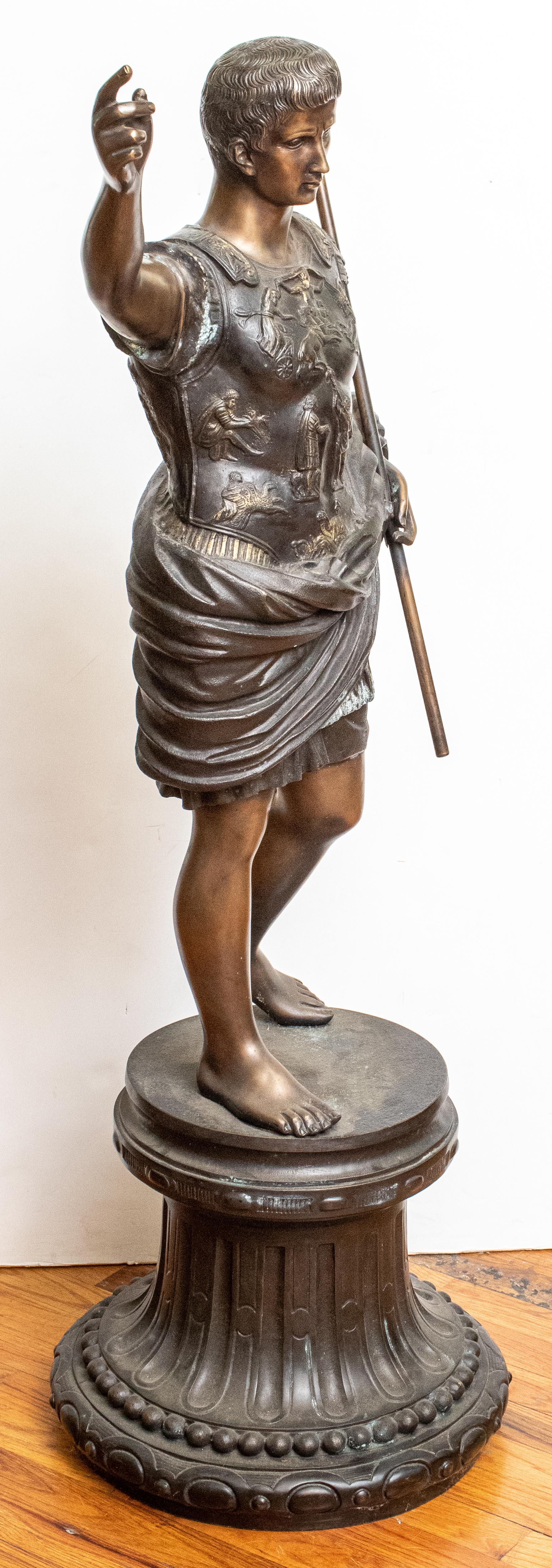 julius cesar statue