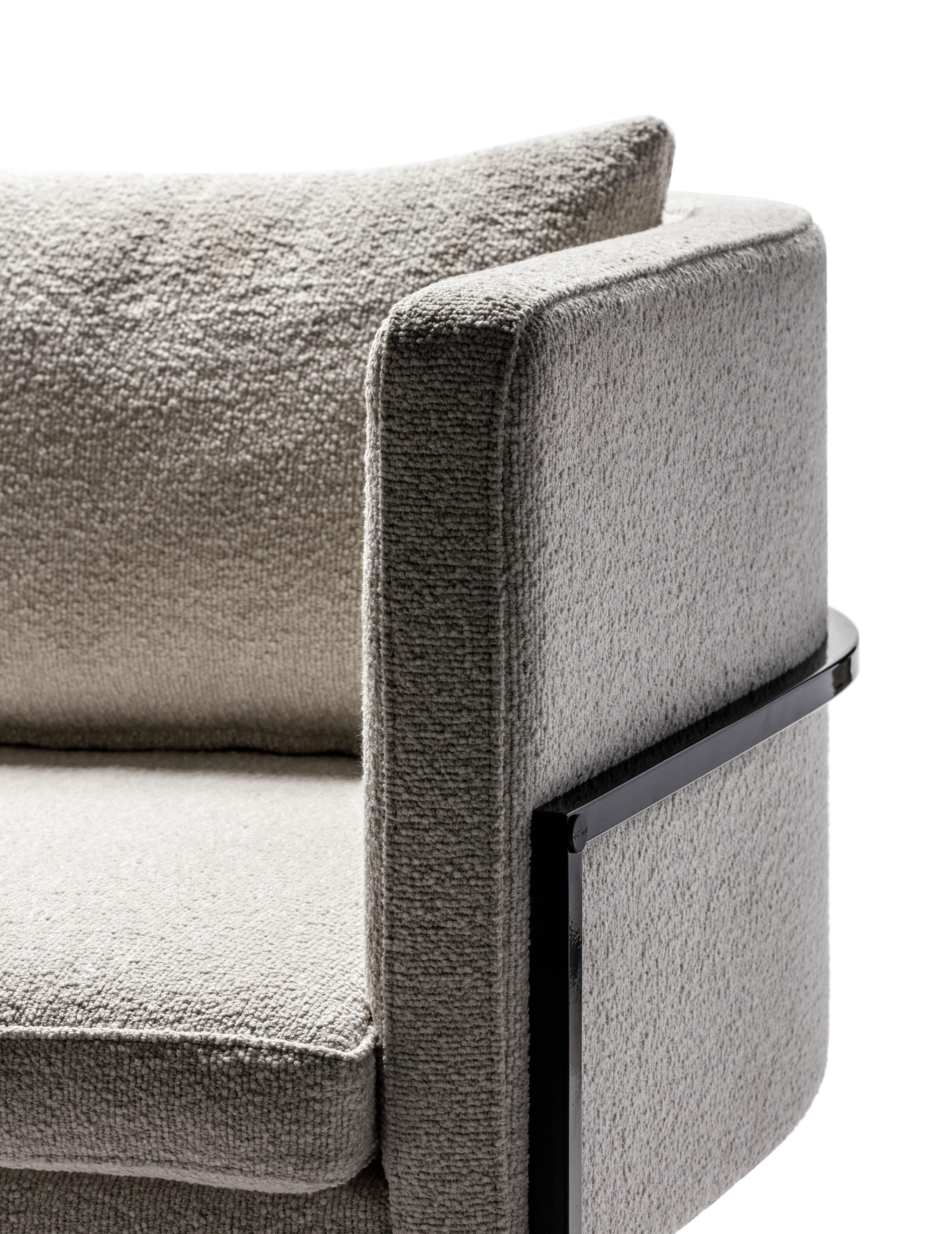 Julius Chair, Iron Lacquered Structure, Handcrafted in Portugal by Duistt 

The JULIUS iron chair is a timeless and understated luxury piece. Constructed with noble materials like iron, cotton velvet, or woven fabric, the JULIUS chair is a versatile