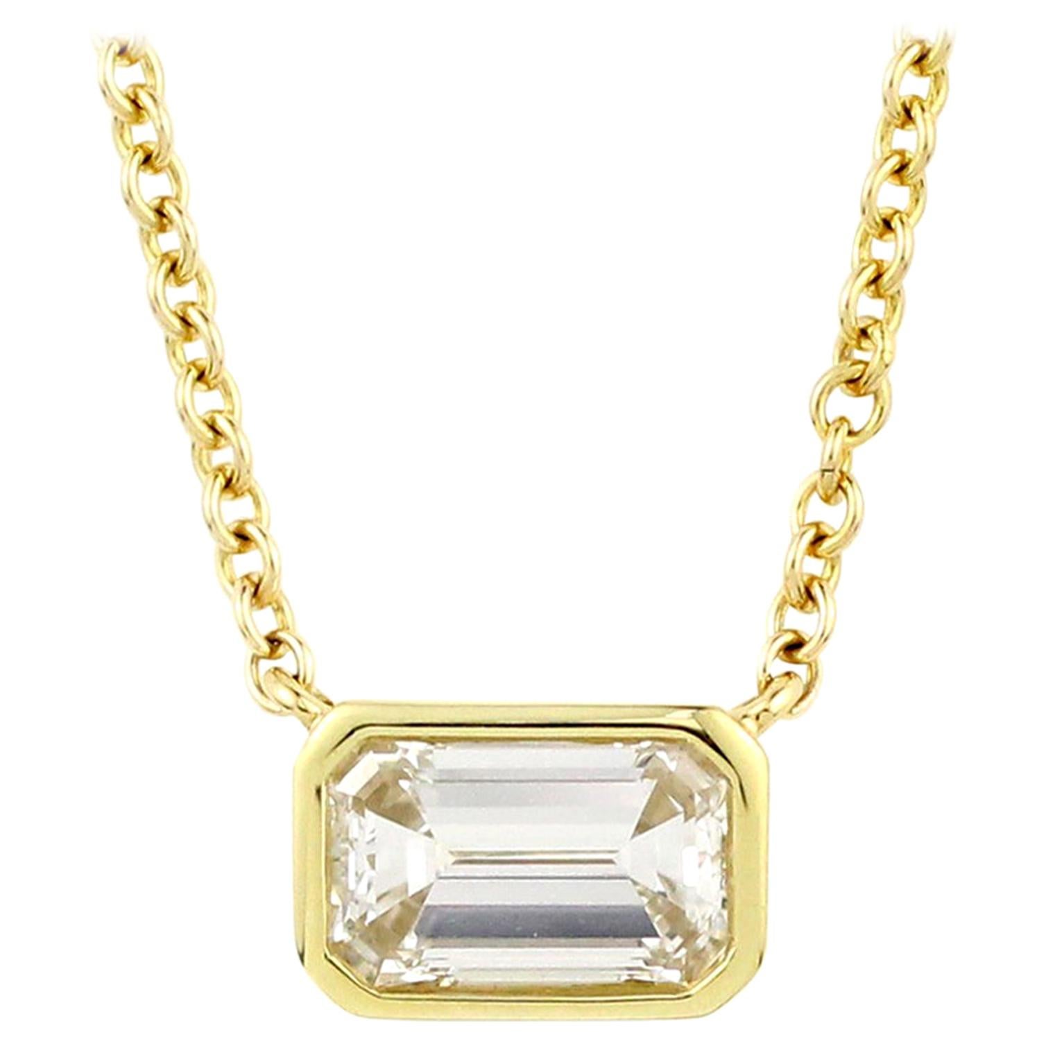 Julius Cohen 1.08 Carat Emerald Cut Diamond Necklace For Sale