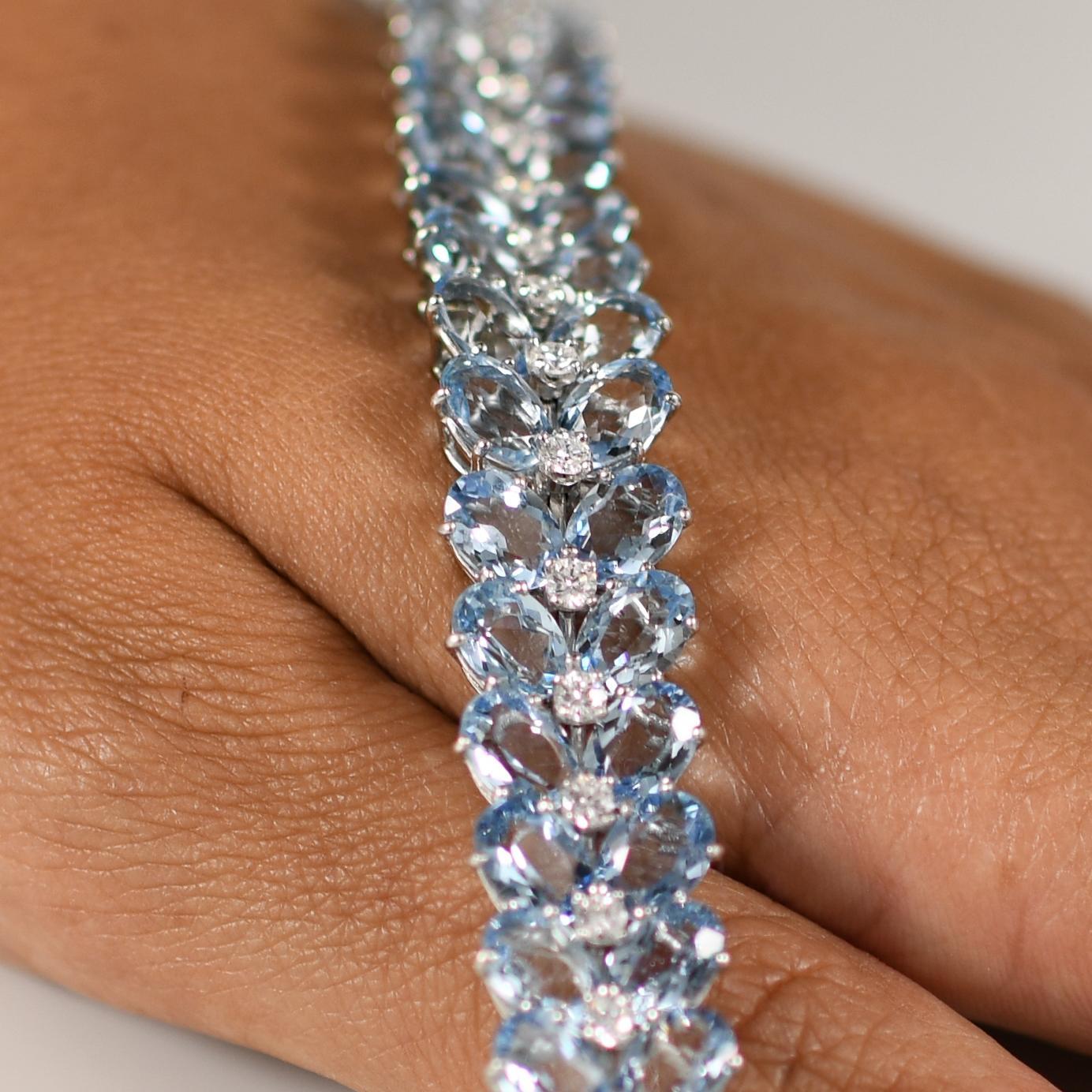 Women's Julius Cohen 20+ctw Aquamarine and Diamond Bracelet in 18k White Gold