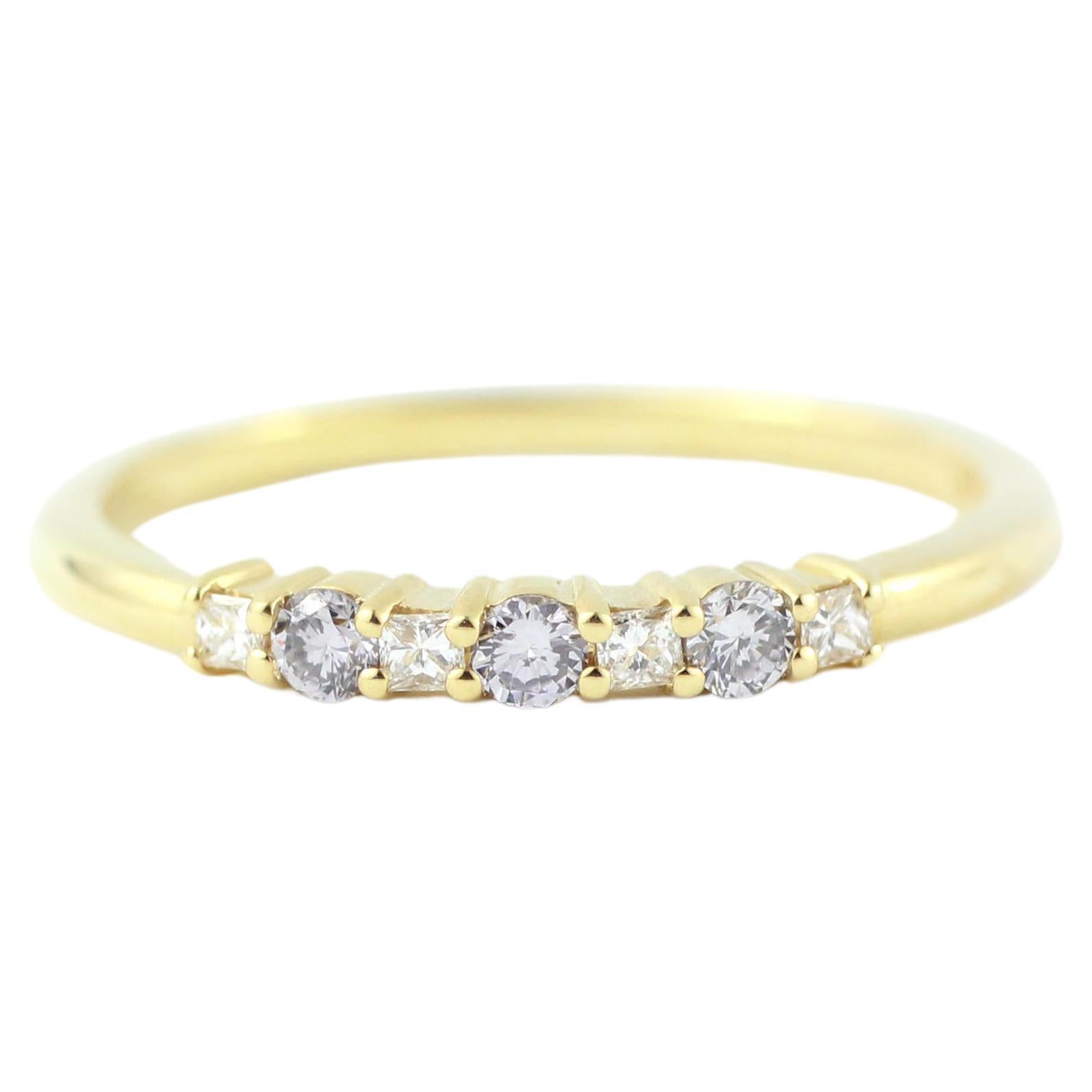 Julius Cohen Blue Diamond Ring in 18 Kt Gold