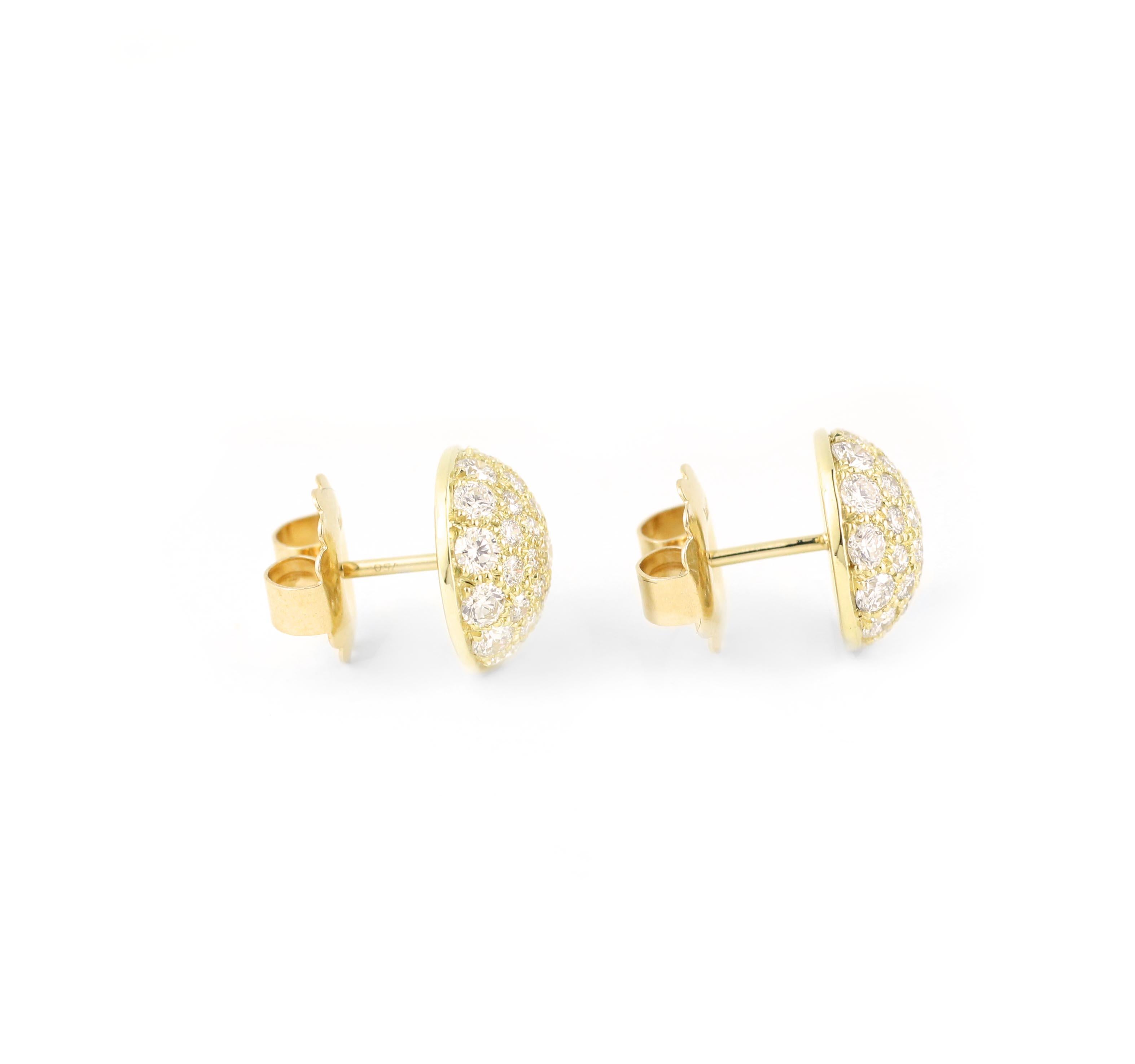 Contemporary Julius Cohen Diamond Pave Dome Earrings For Sale