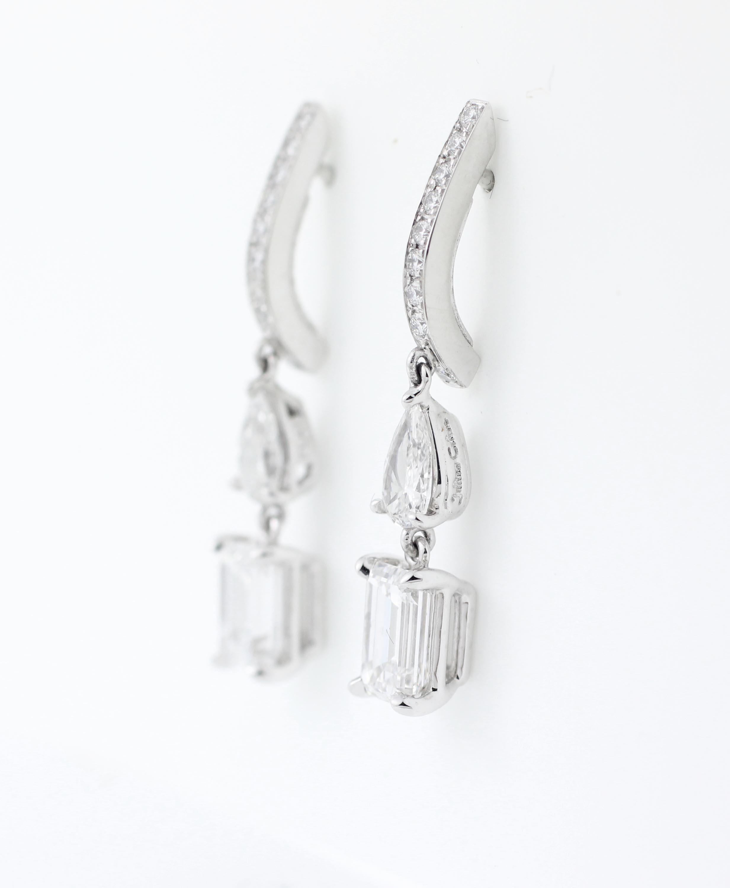 Julius Cohen Fine Emerald Cut Diamond Drop Earrings In New Condition For Sale In Brooklyn, NY