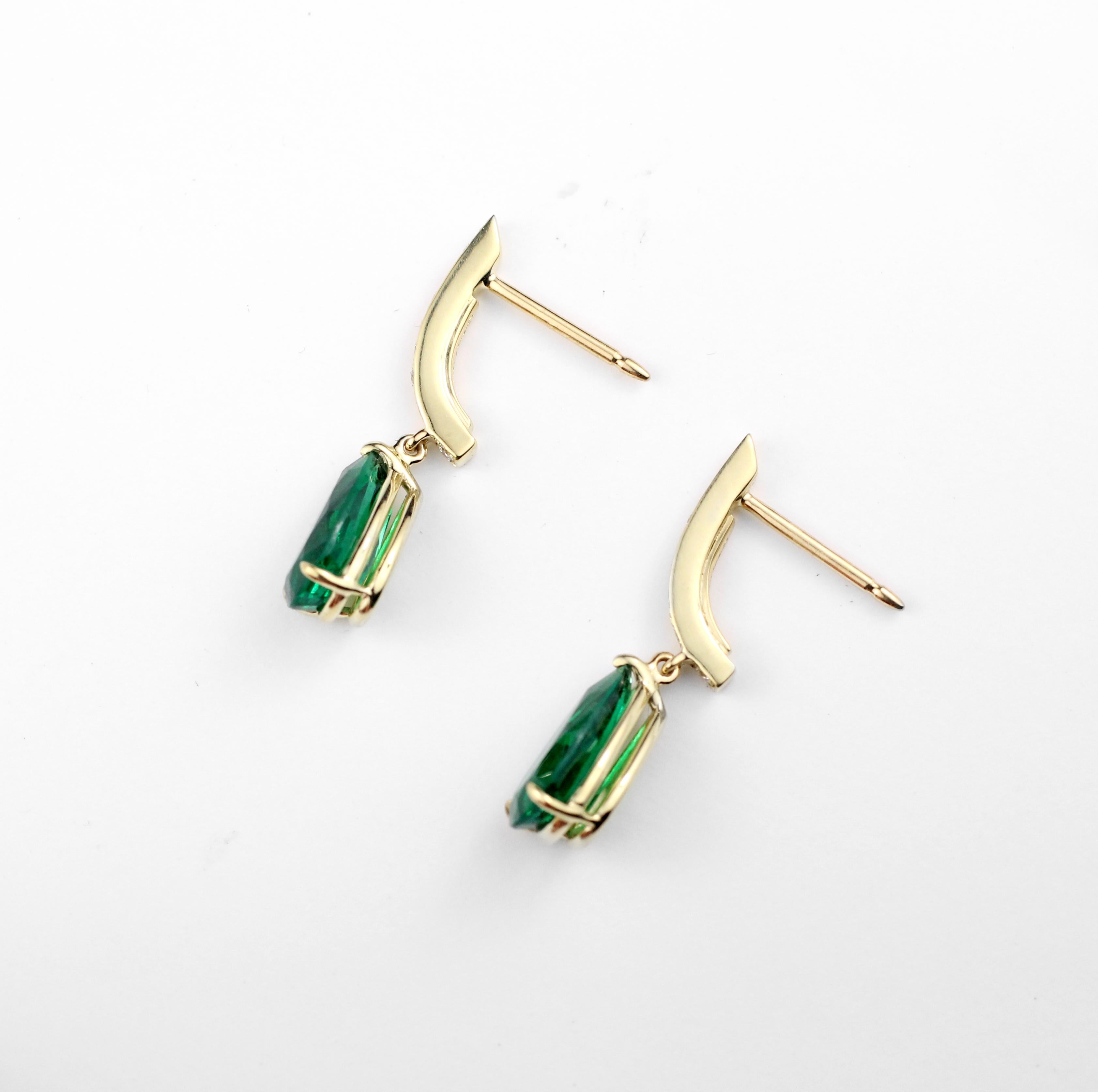 Pear Cut Julius Cohen GIA Certified Emerald Drop Earrings