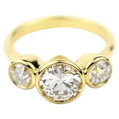 GIA-zertifizierter Dreifach-Diamant-Ring von Julius Cohen
