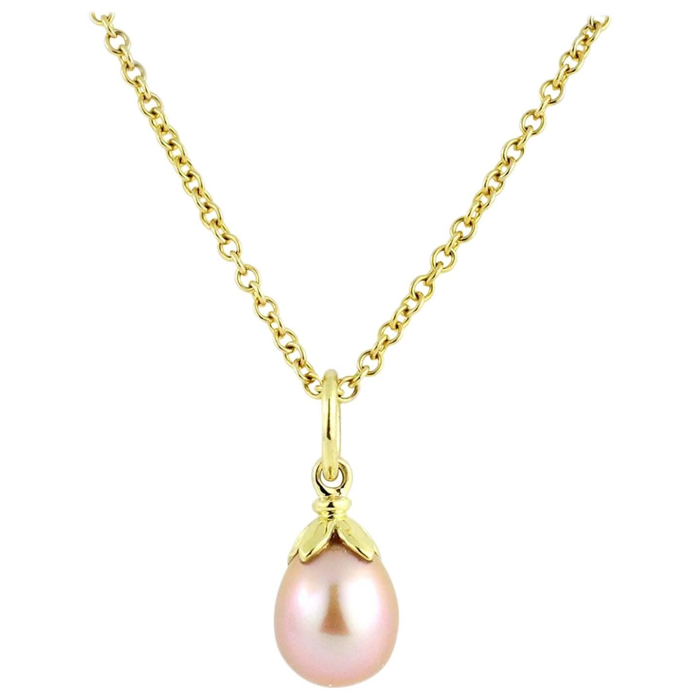 Julius Cohen Leaf Cap Pink Freshwater Pearl Pendant Necklace