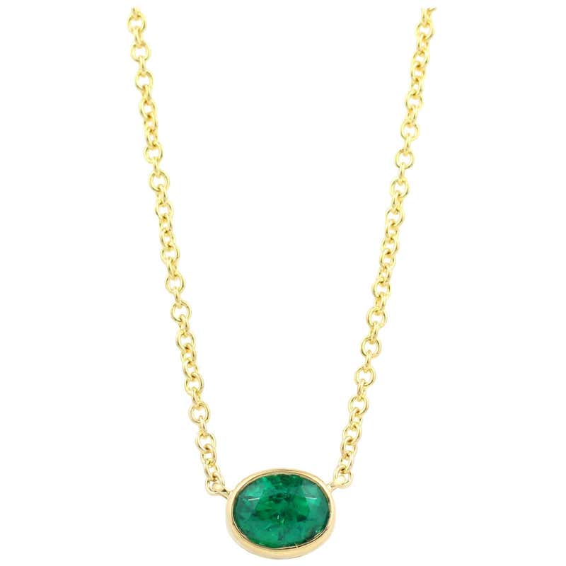 Julius Cohen Oval Emerald Pendant Necklace at 1stdibs