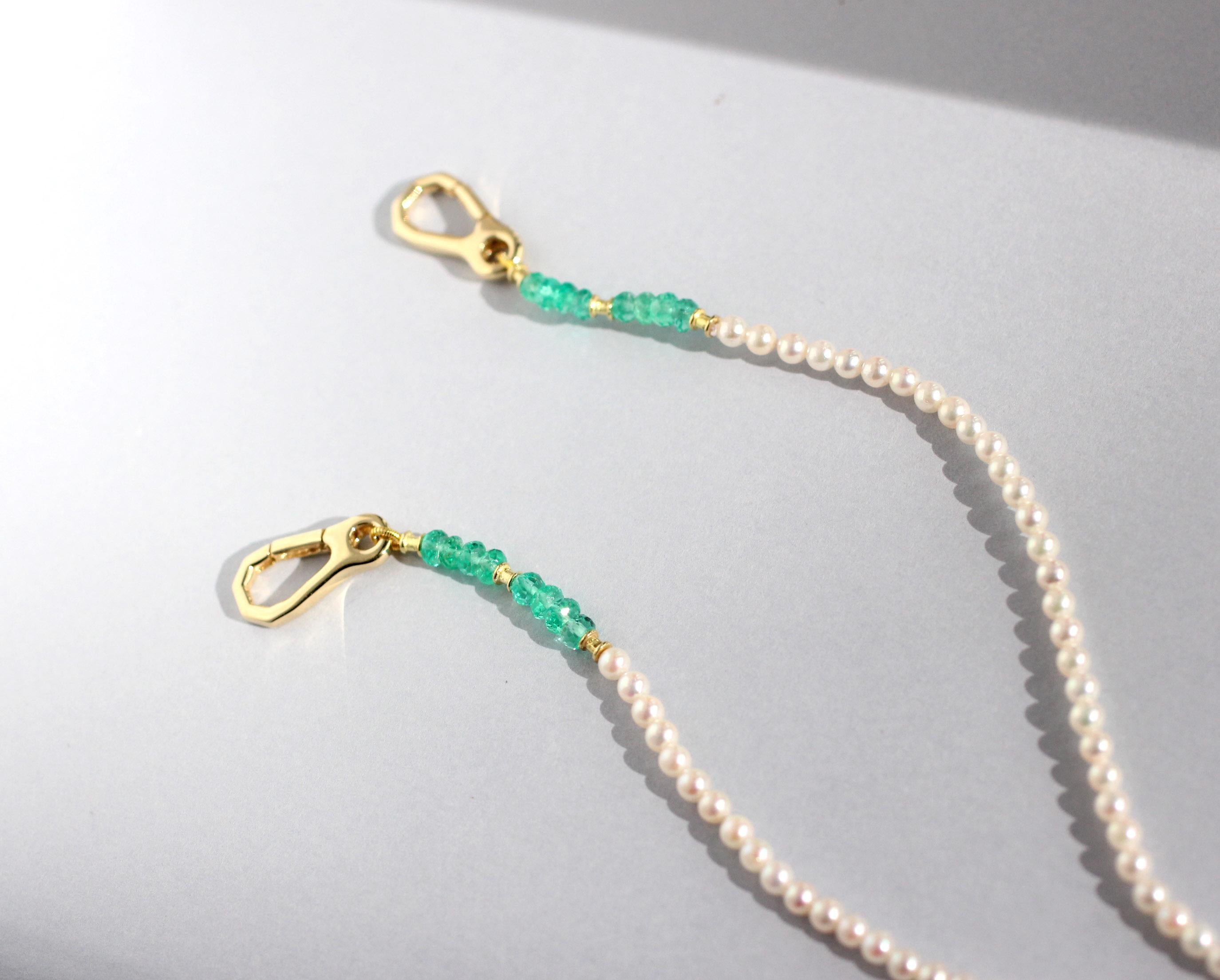 Contemporary Julius Cohen Pearl and Emerald Mask / Eyeglass Lanyard Necklace in 18 Karat Gold