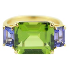 Julius Cohen Peridot and Tanzanite Ring