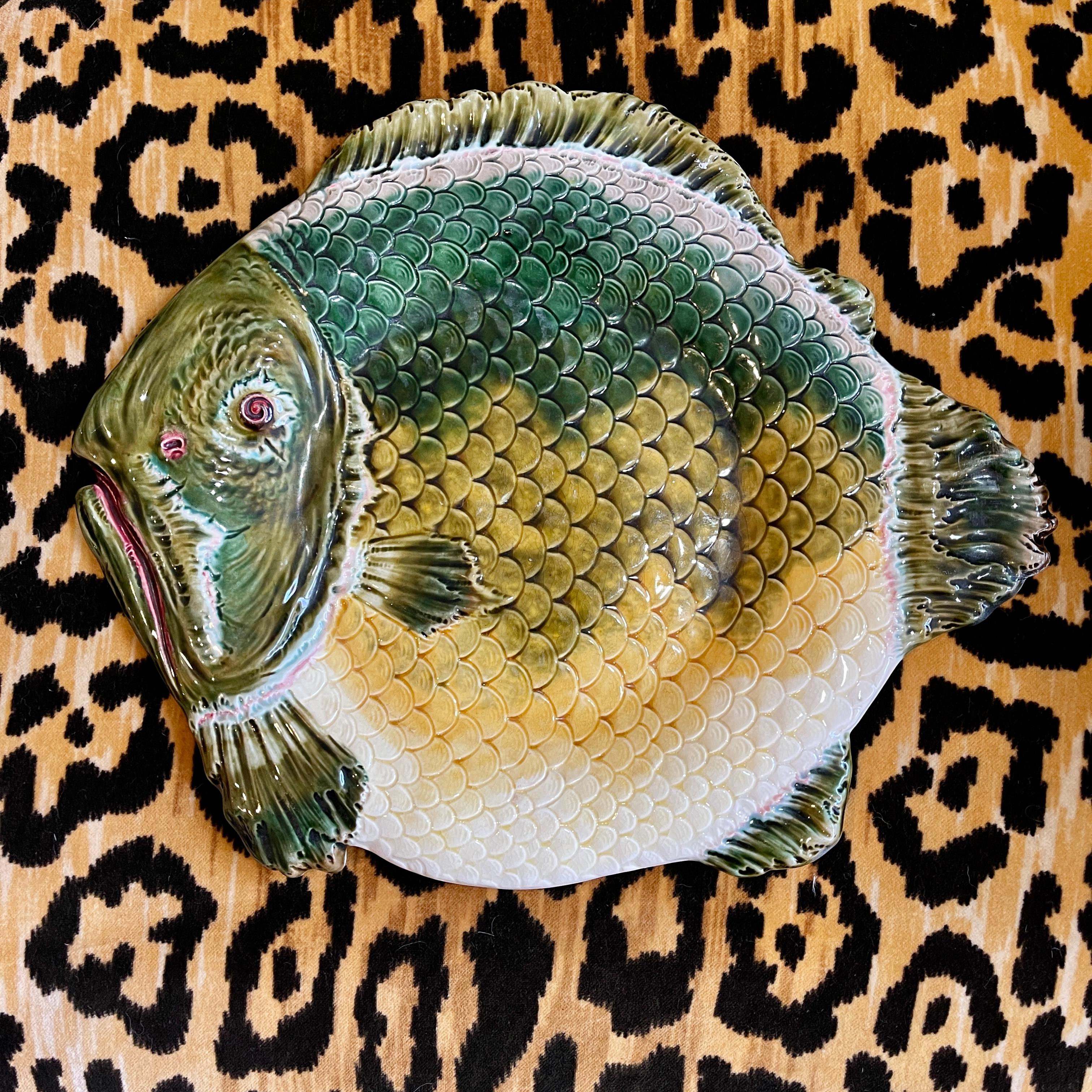 Glazed Julius Dressler Barbotine Style Austrian Majolica Fish Platter