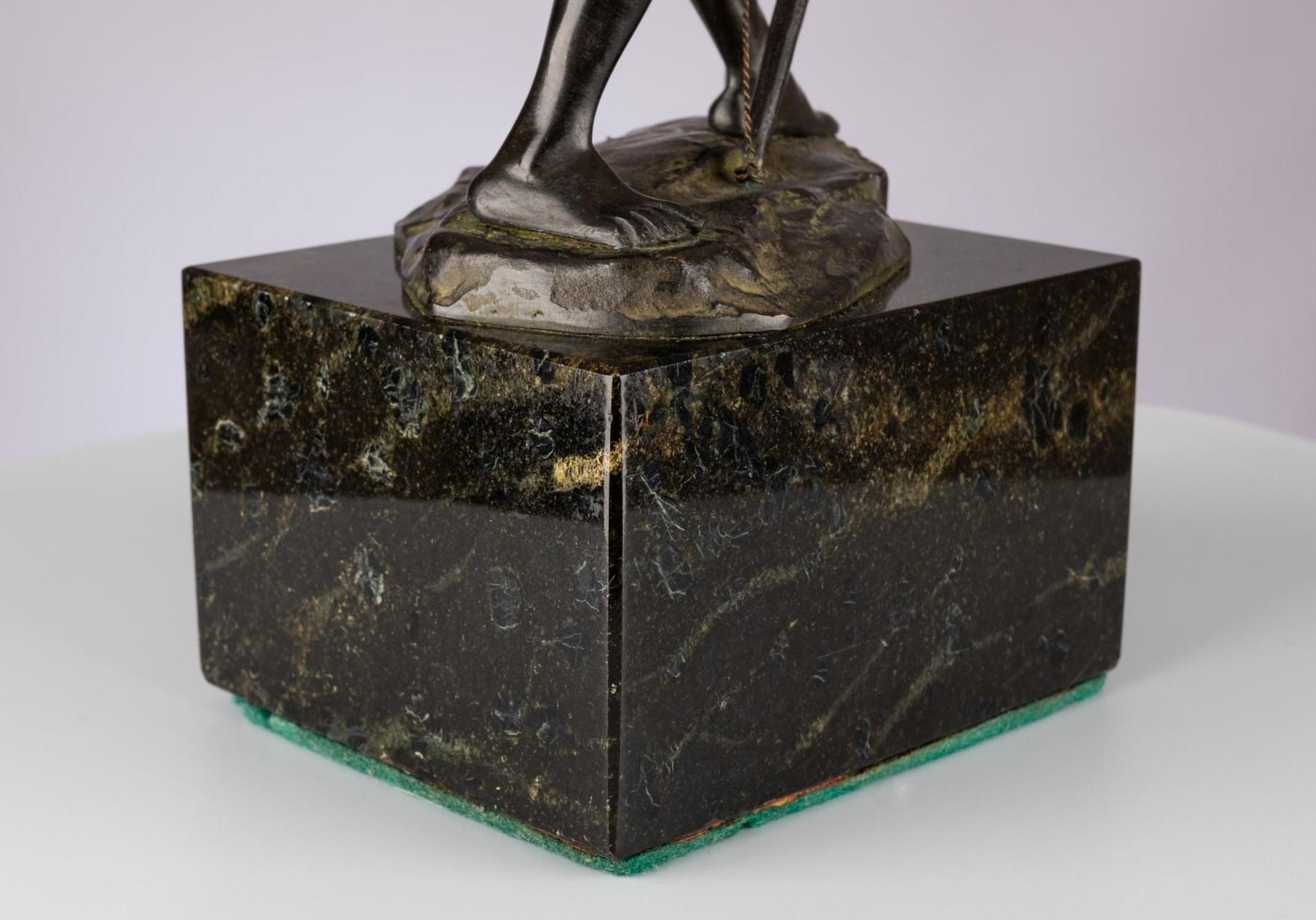 Julius Paul Schmidt-Felling - El arquero, escultura de bronce, Alemania, Berlín 1900 en venta 7