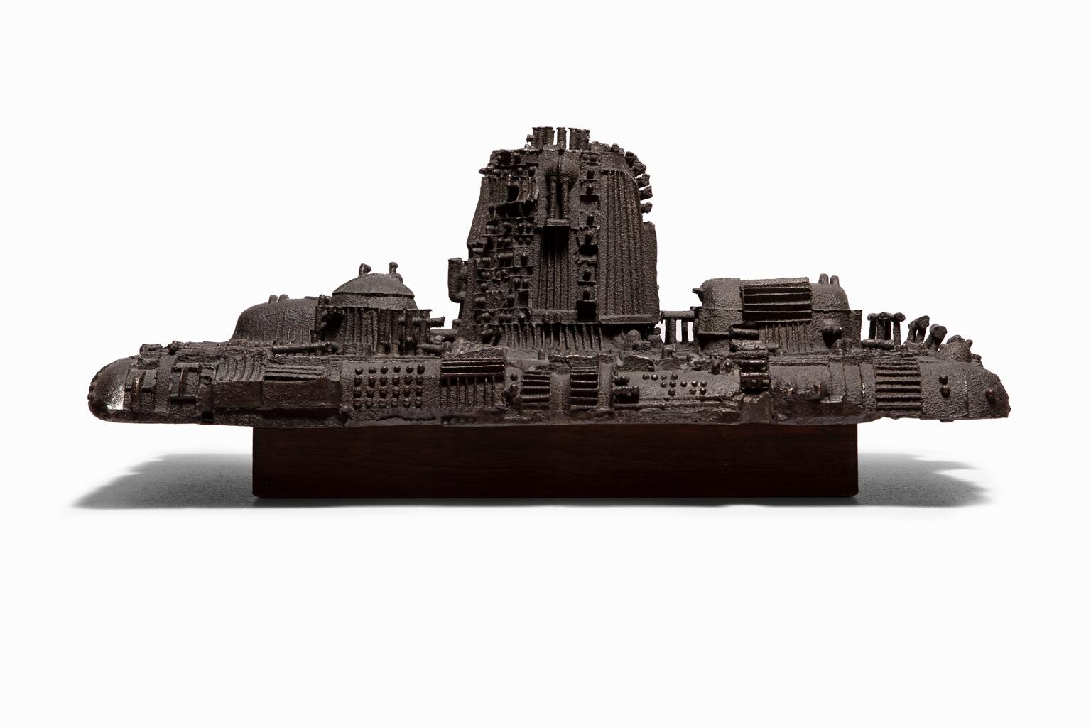 „Ohne Titel“ 1963 Vor-Star Wars Raumfahrtschiff aus Bronzeguss, signiert und datiert  im Angebot 4