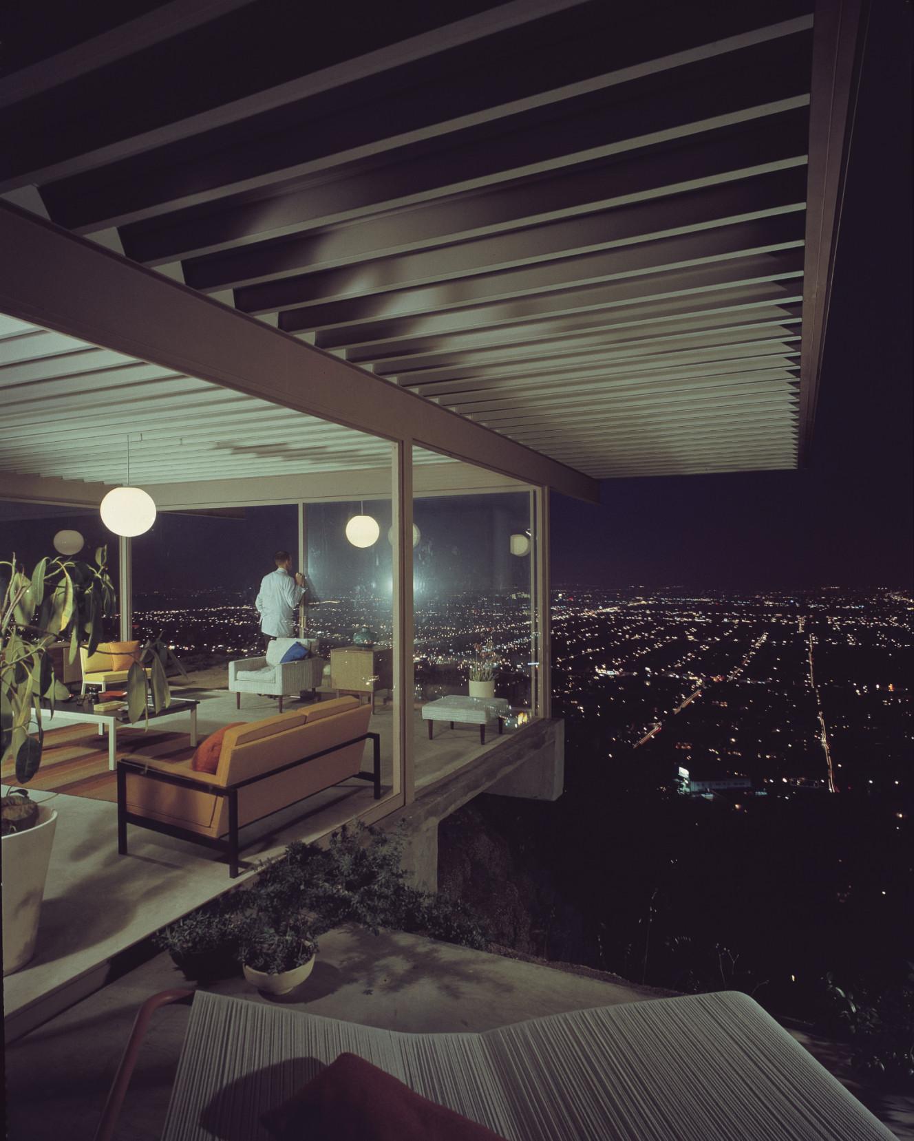 Color Photograph de Julius Shulman - Caso práctico Casa 22, Playboy, 1960