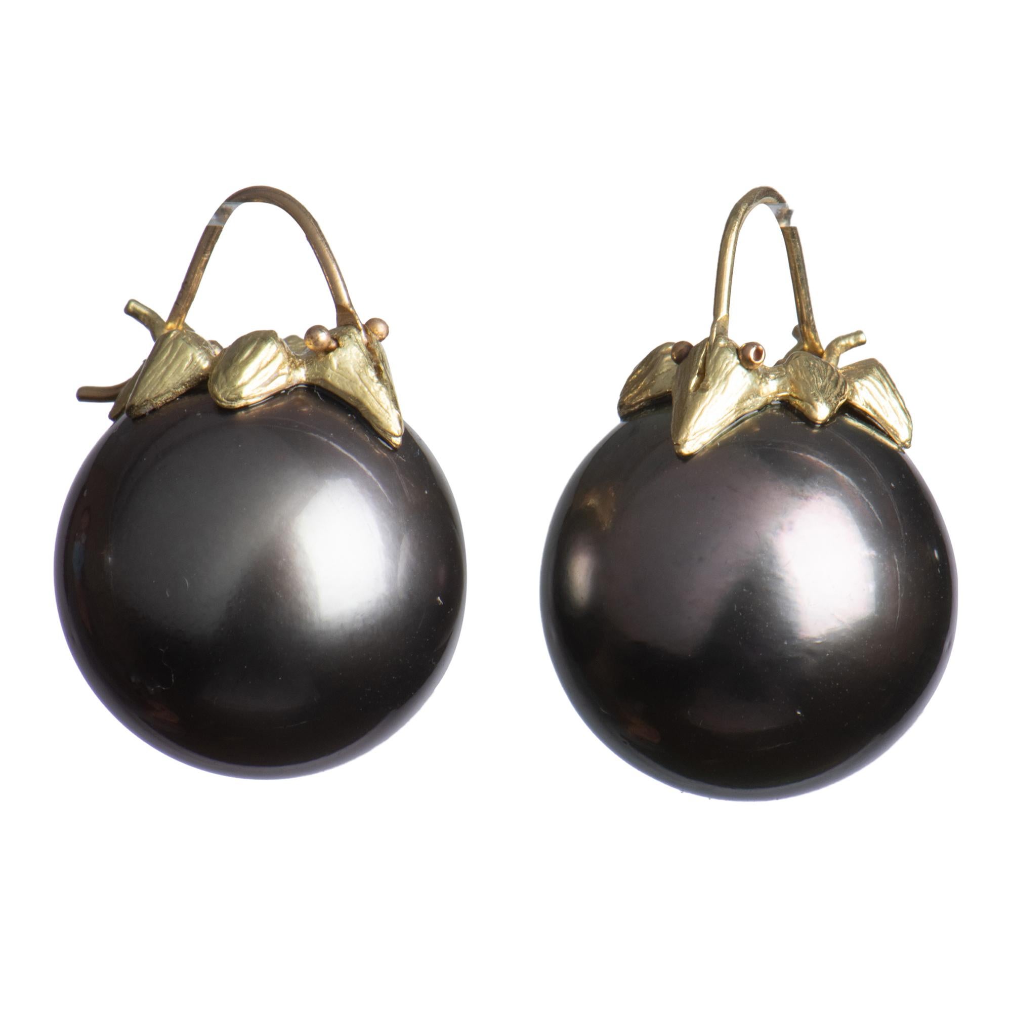 Deliciously large super lustrous brown Tahitian 18k crown of thorn Flyer earrings