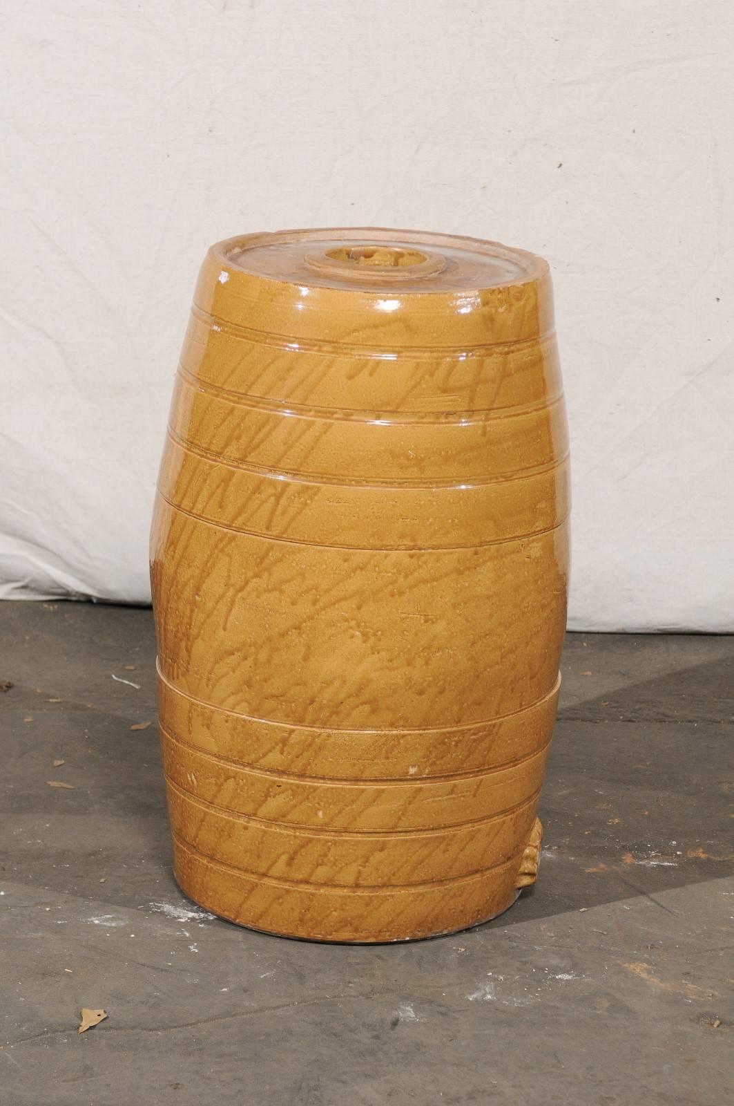 Fût de whisky en céramique anglaise du 19ème siècle:: couleur or 1