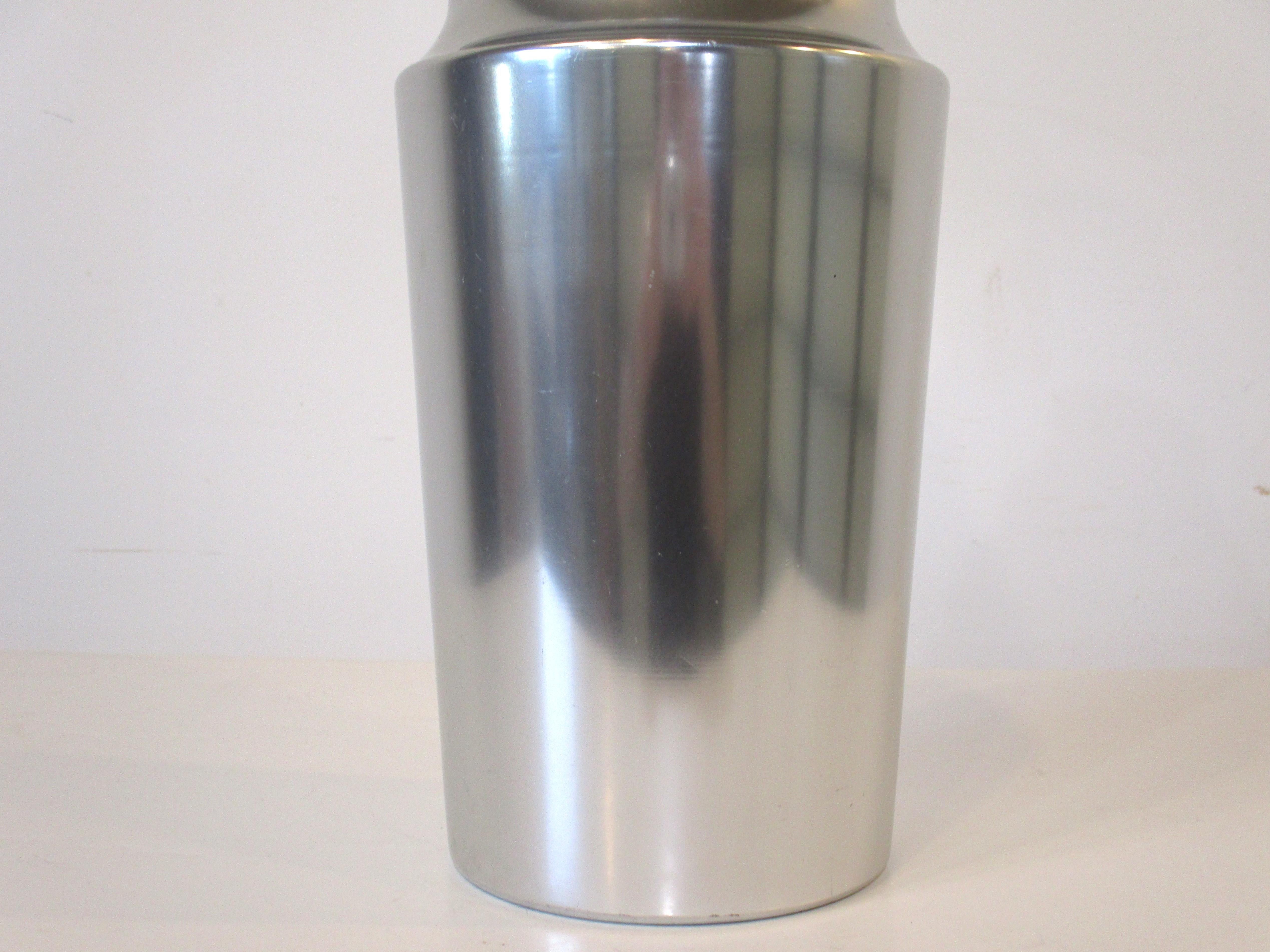 jumbo shaker
