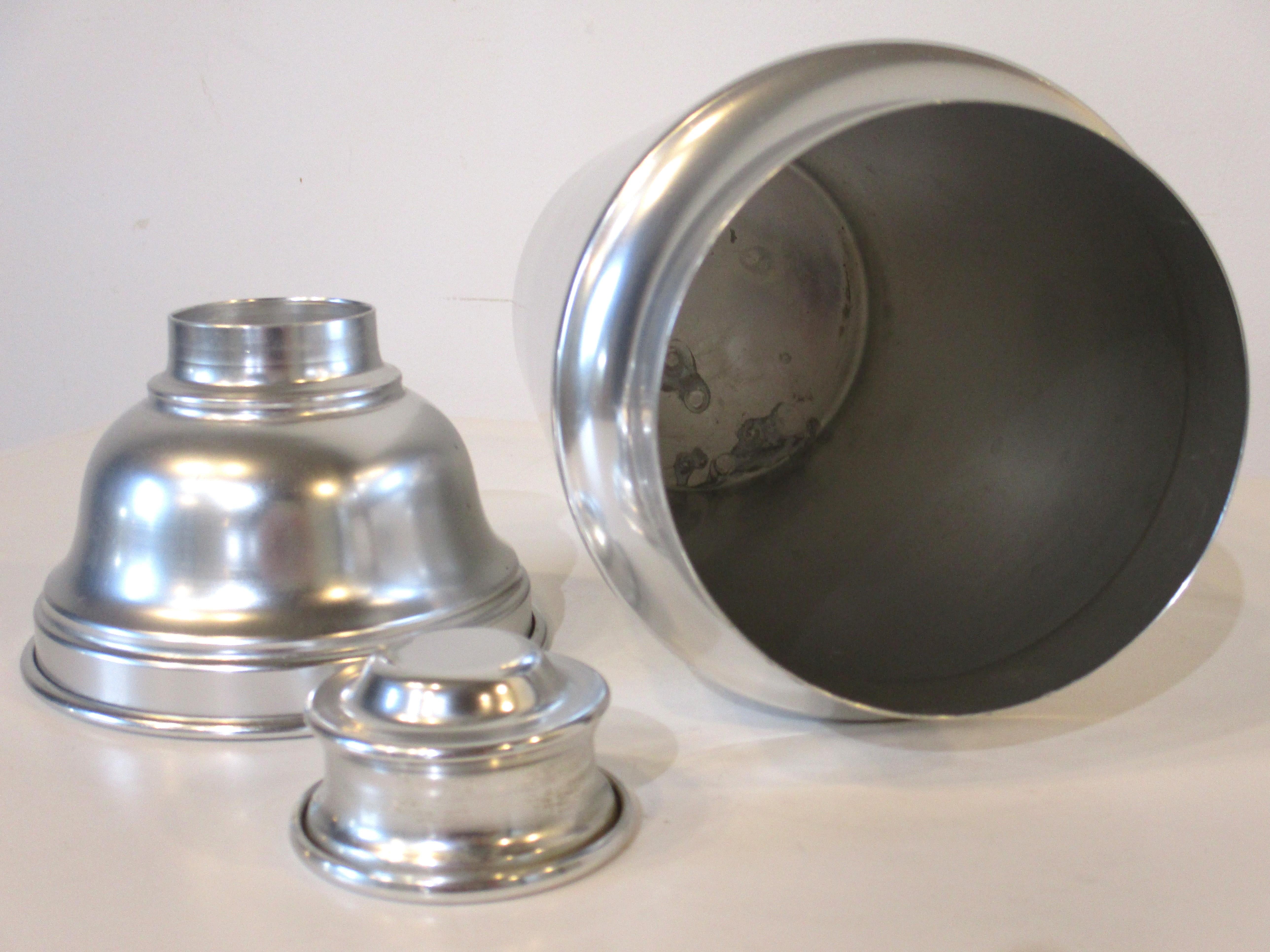 Mid-Century Modern Jumbo Aluminum Kensington Ware styled Cocktail Shaker For Sale
