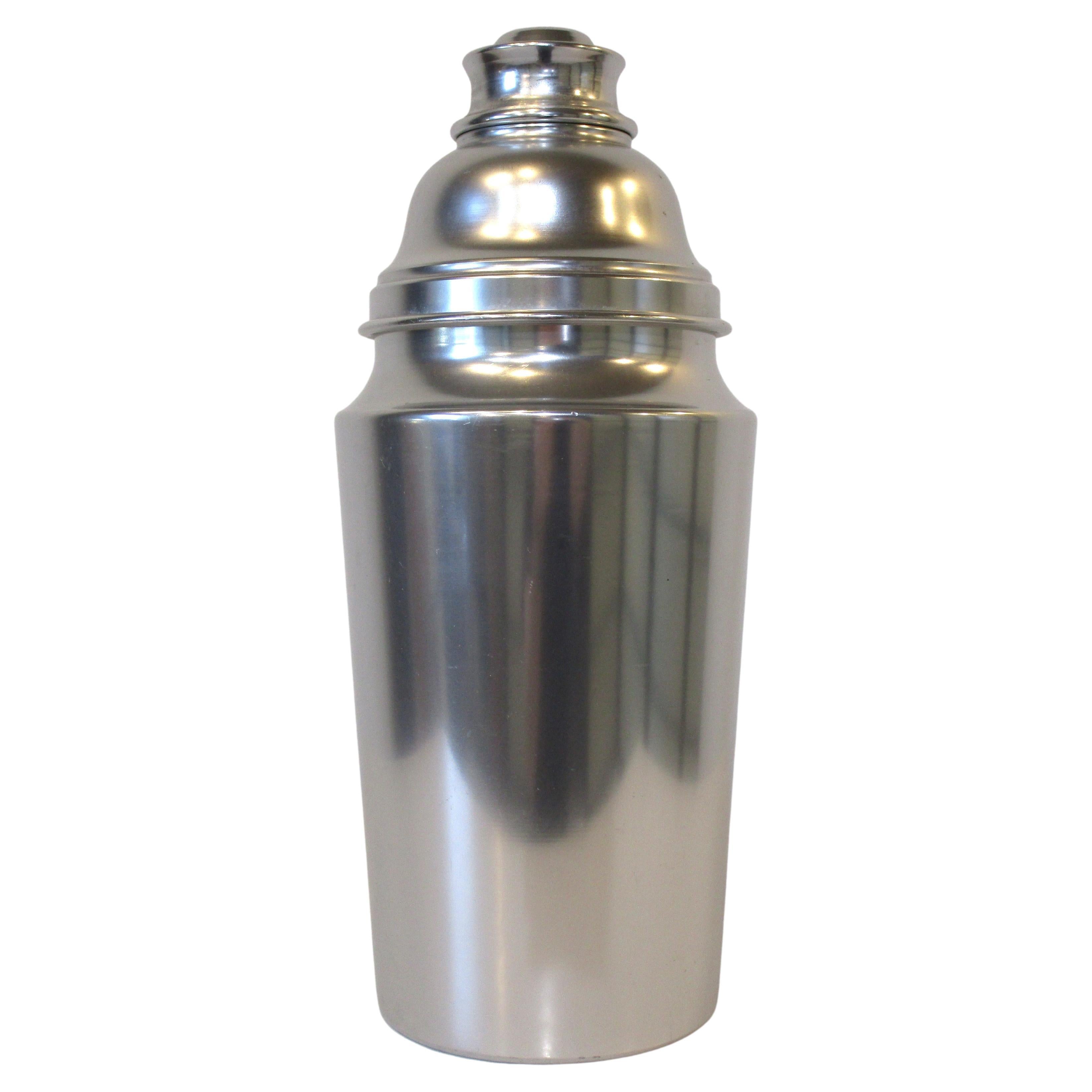 Jumbo Aluminum Midcentury Cocktail Shaker in the Style of Kensington Ware For Sale