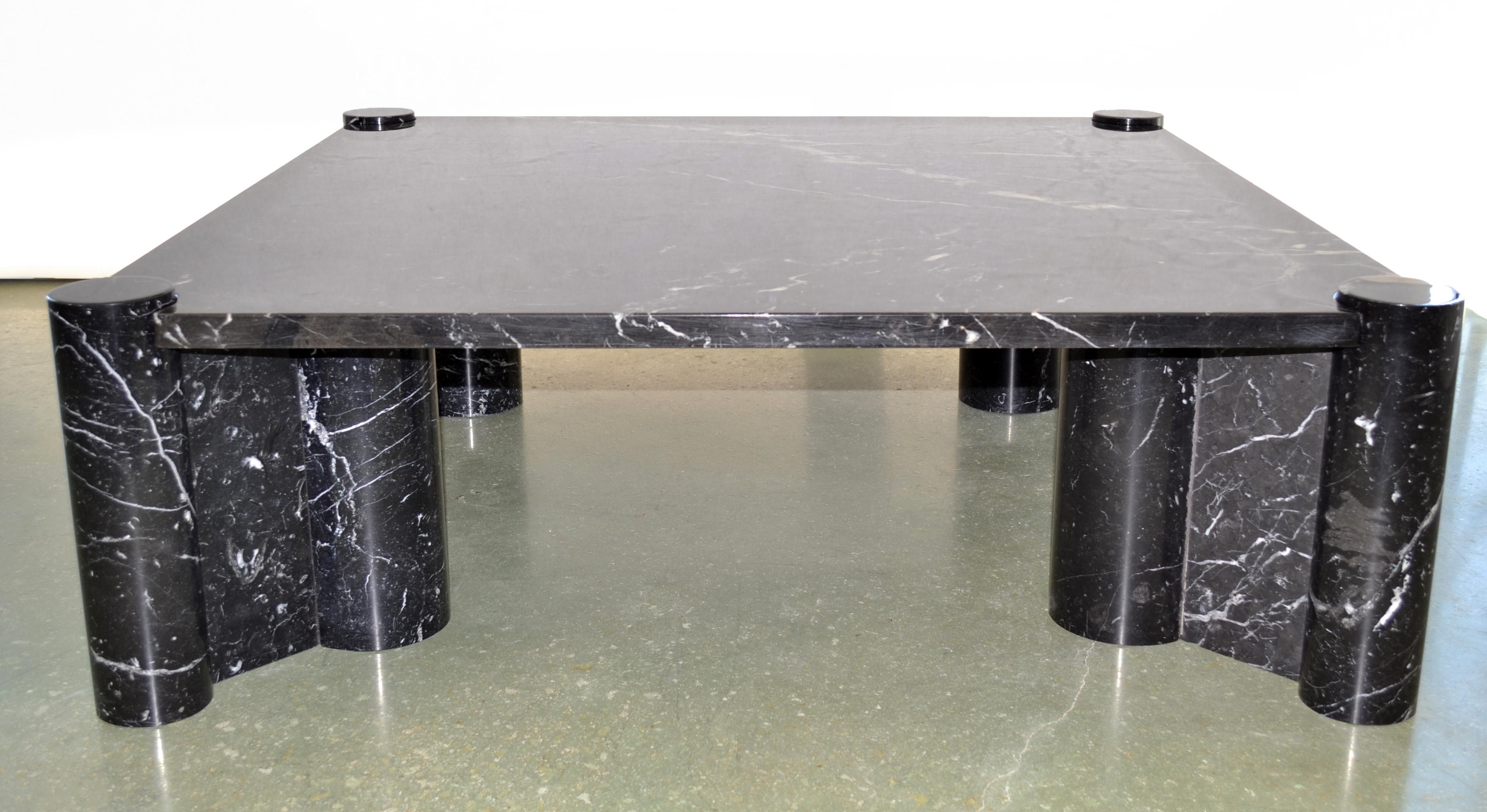 italien Table basse Jumbo par Gae Aulenti pour Knoll Marbre noir années 1960 en vente