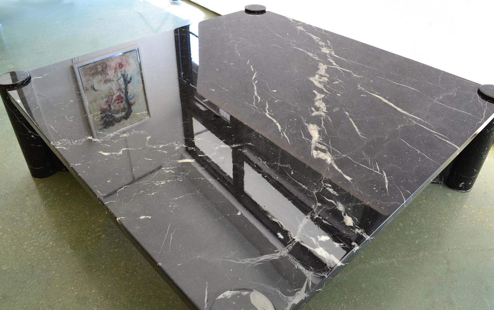 20ième siècle Table basse Jumbo par Gae Aulenti pour Knoll Marbre noir années 1960 en vente