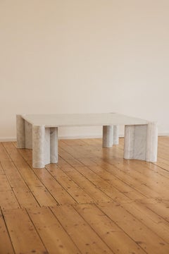 Jumbo Coffee Table by Gae Aulenti for Knoll International