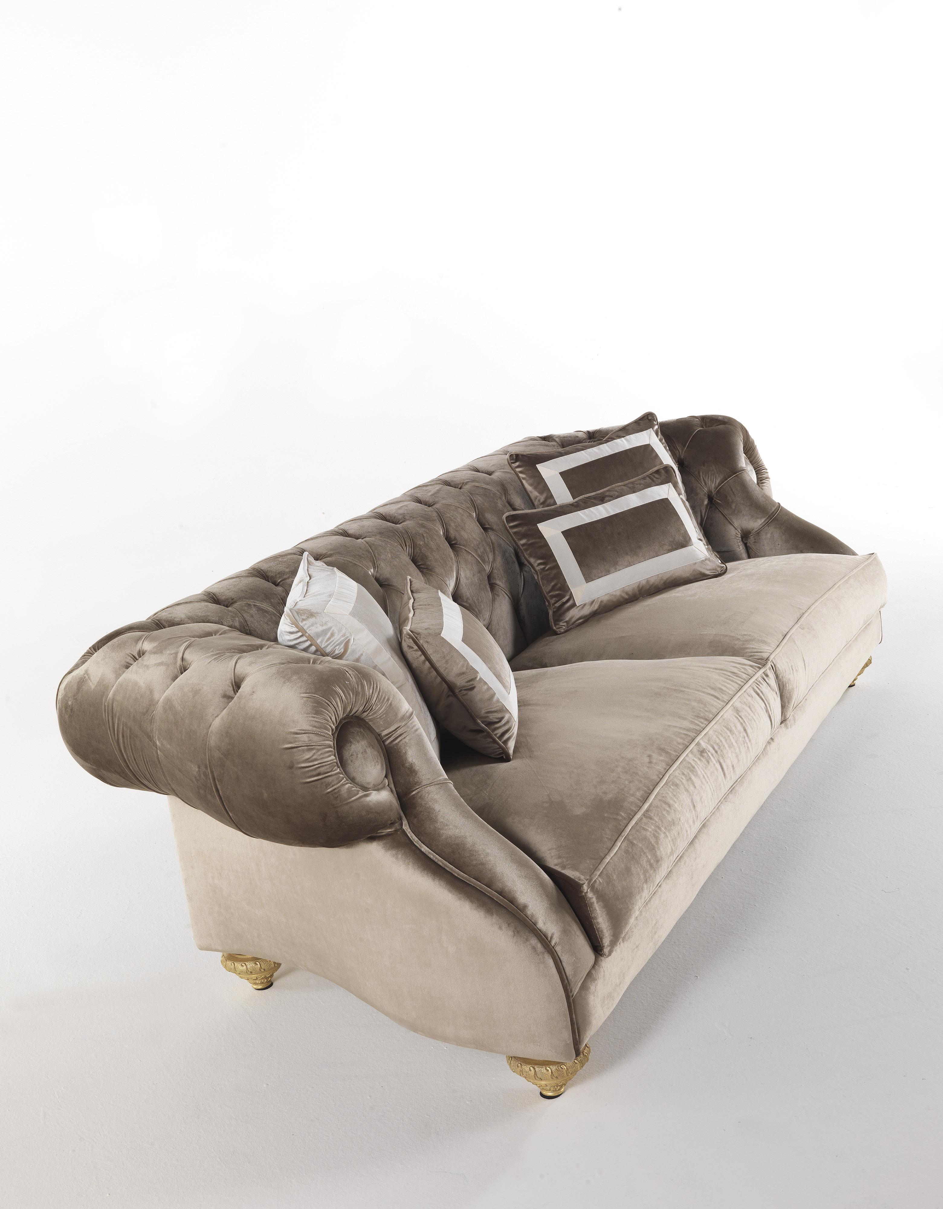 Italian 21st Century Burton 3-Seater Sofa in Fabric For Sale