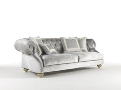 21st Century Burton 3-Seater Sofa in Velvet and Legs in Hand-carved Wood
