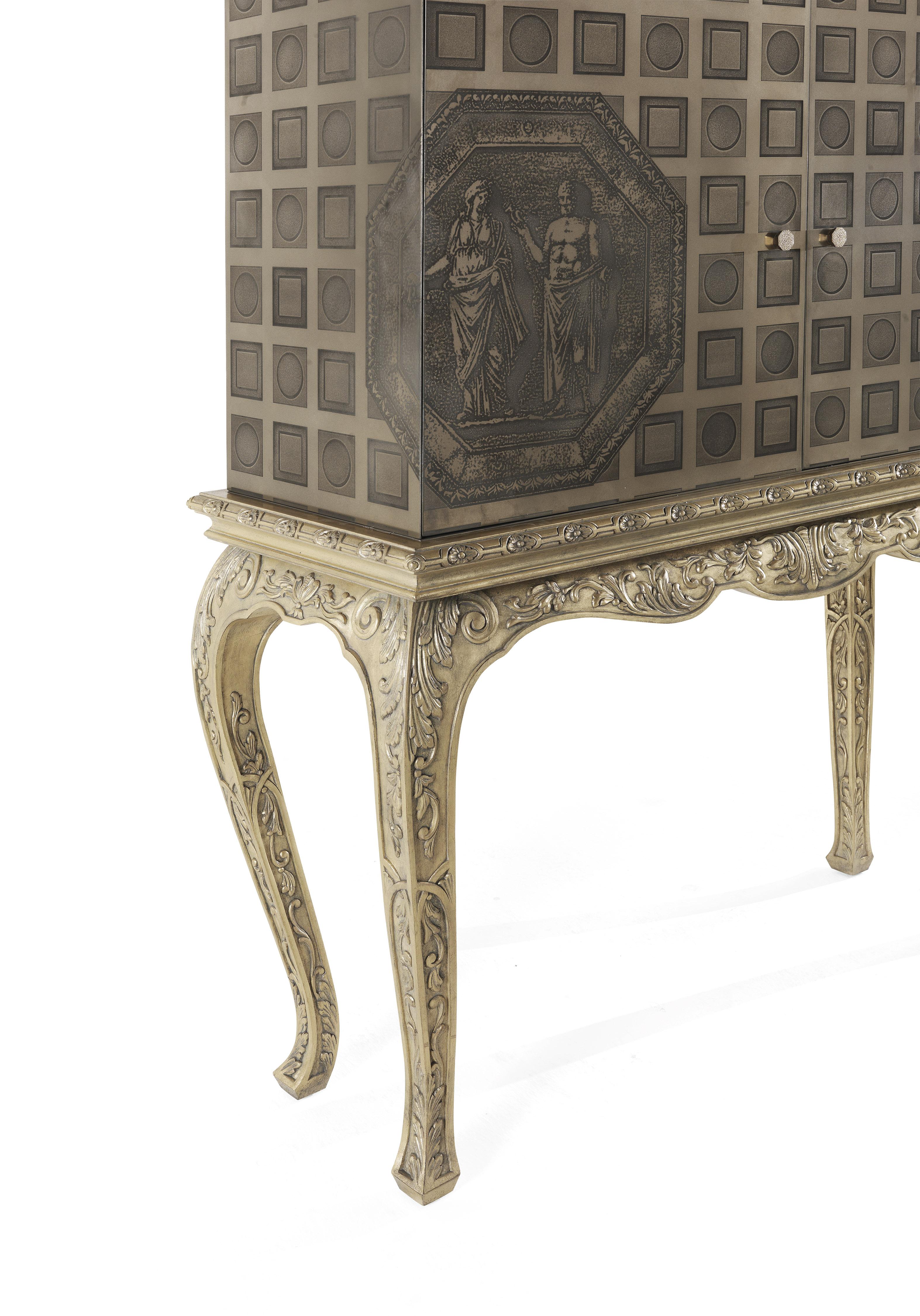 Hand-Carved 21st Century Fragonard Bar Cabinet in Wood with Hand-carved Base For Sale