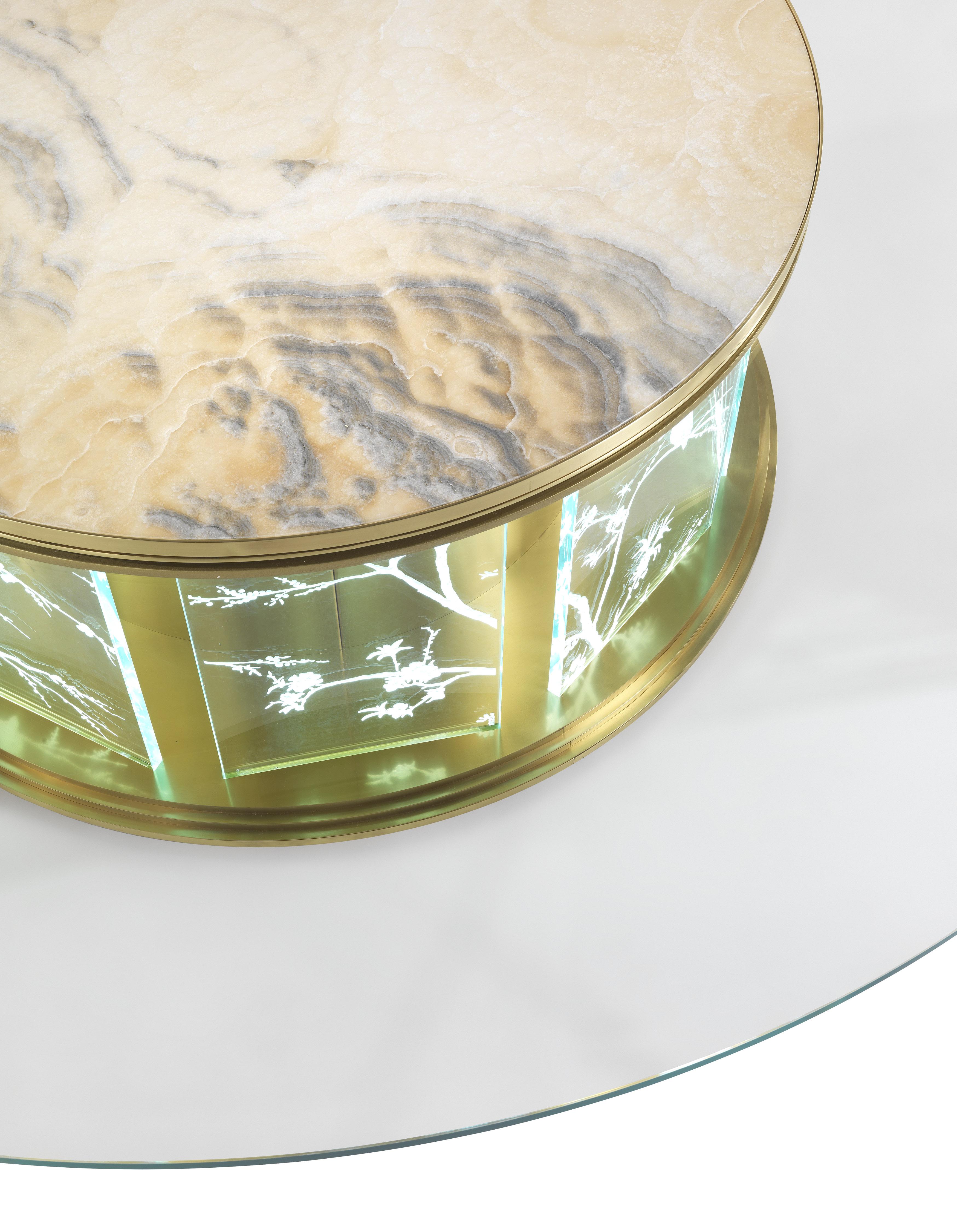 21st Century Fuji Center Table in Metal and Glass with Oriental Decorations In New Condition For Sale In Cantù, Lombardia