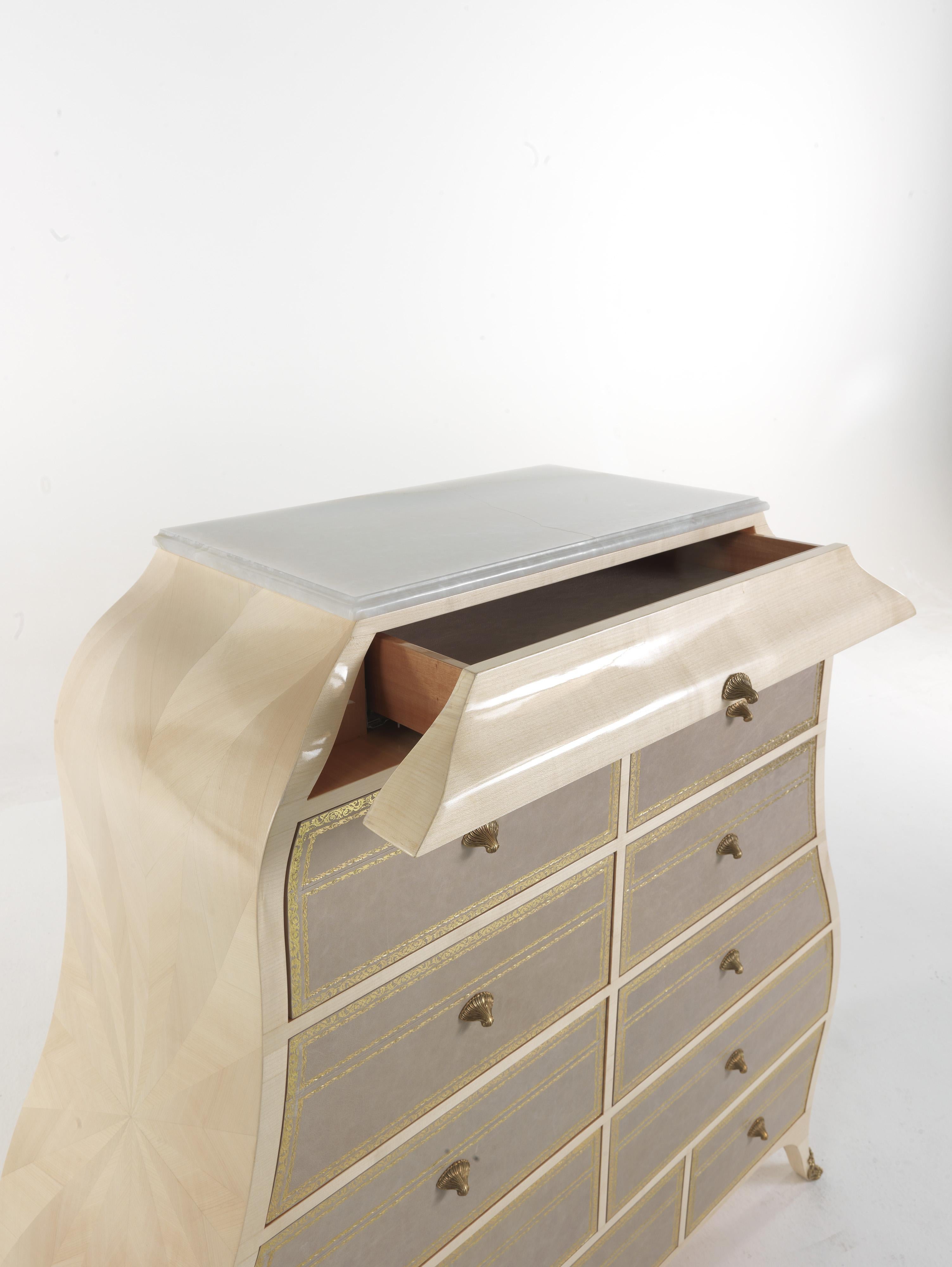 Italian 21st Century Large Madeleine Chest of Drawers in Wood For Sale