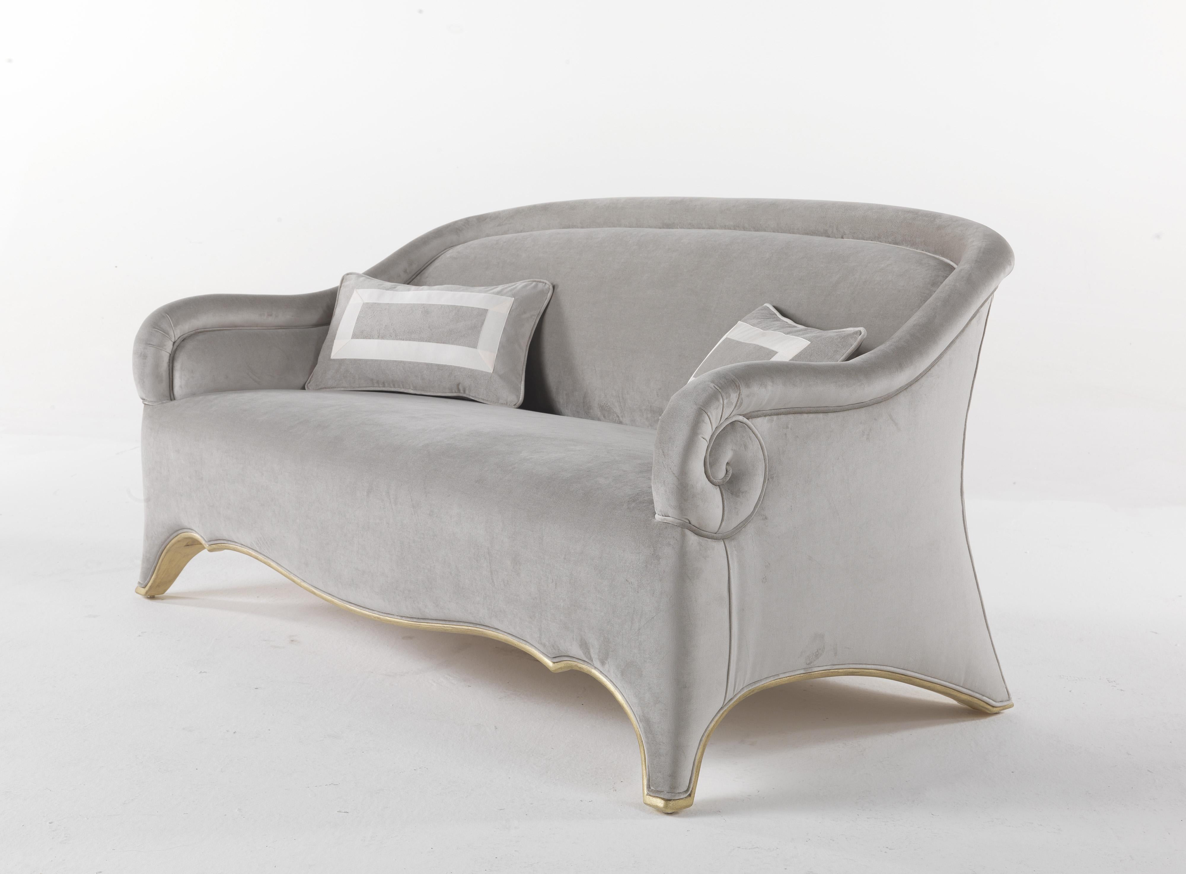 Italian 21st Century Pegaso 2-Seater Sofa in Velvet For Sale