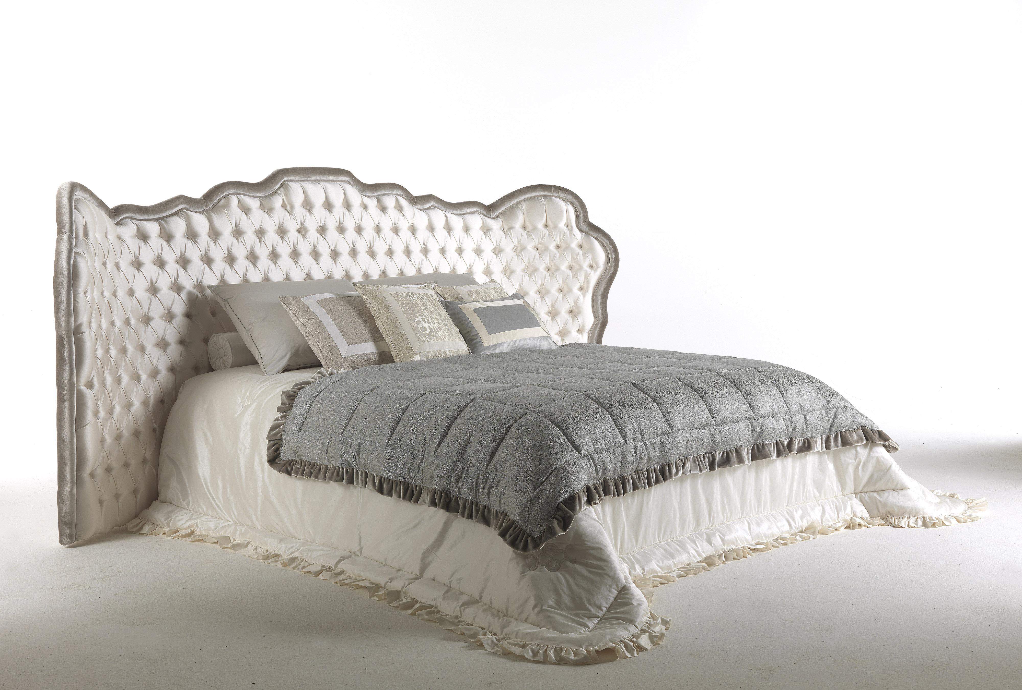 Italian 21st Century Pleasure Bed in Fabric For Sale