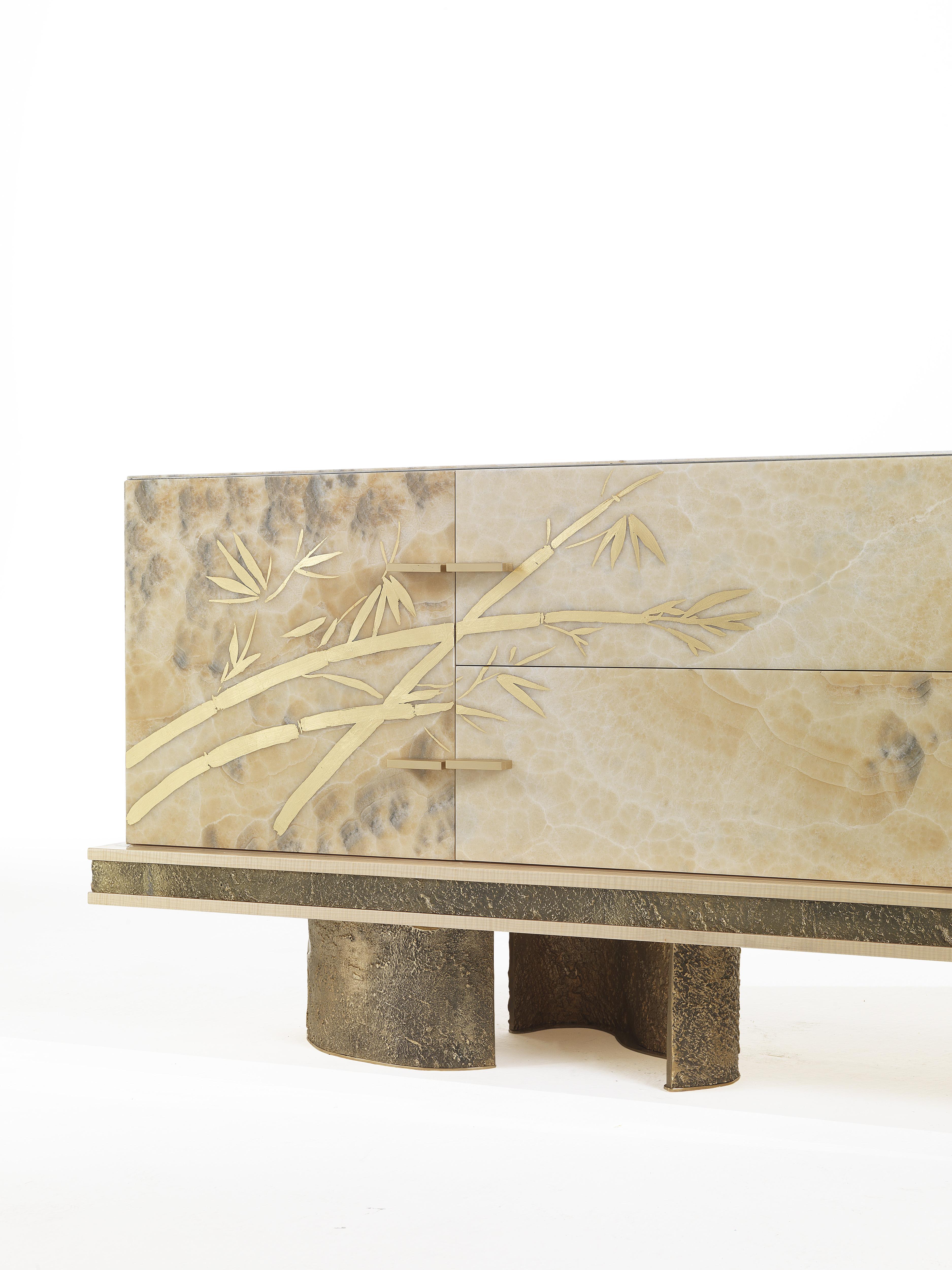 Italian 21st Century Shinto TV holder with Sculptural Bases in Lost-wax Cast Brass For Sale