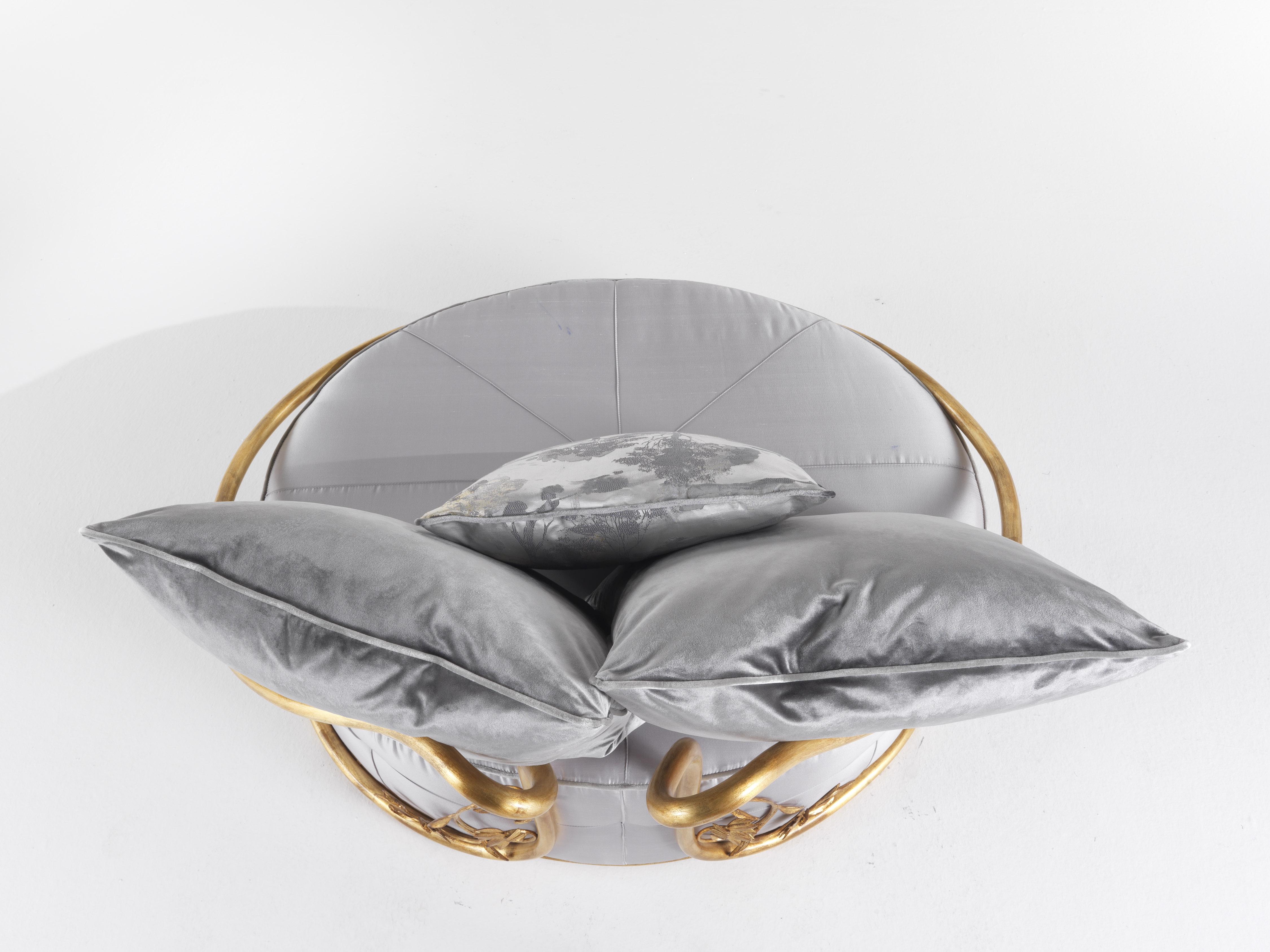 21st Century Yoshi Armchair in Metal and Fabric In New Condition For Sale In Cantù, Lombardia