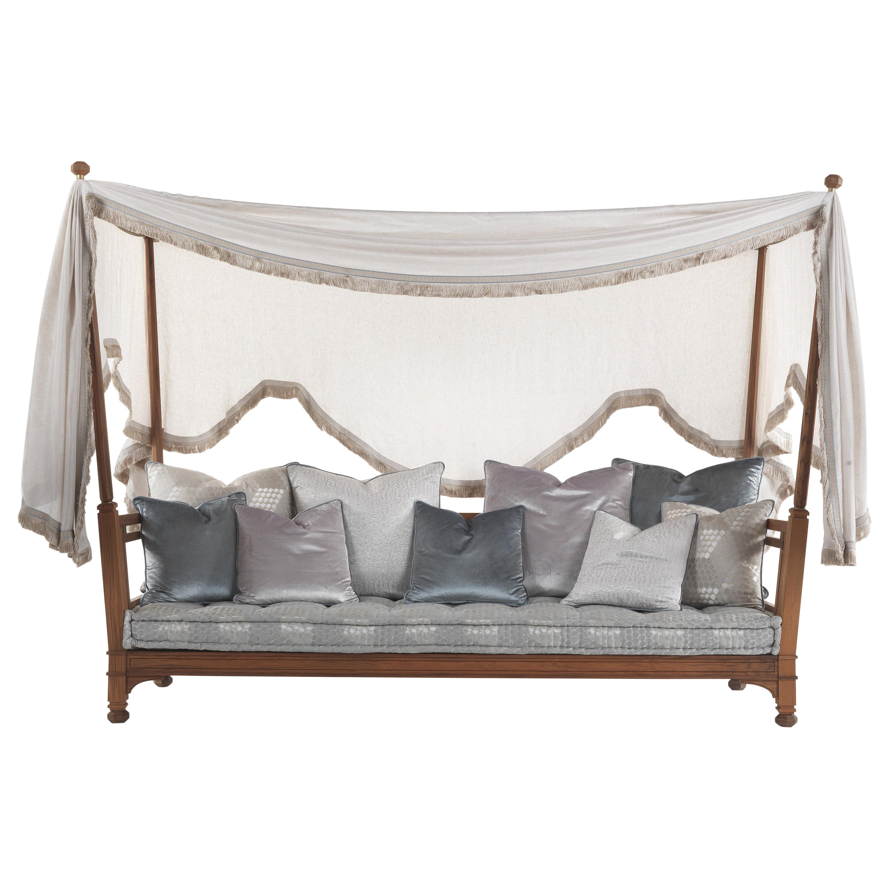 Zefiro 3-Sitzer-Sofa des 21. Jahrhunderts mit Baldachin aus Teakholz und Stoff