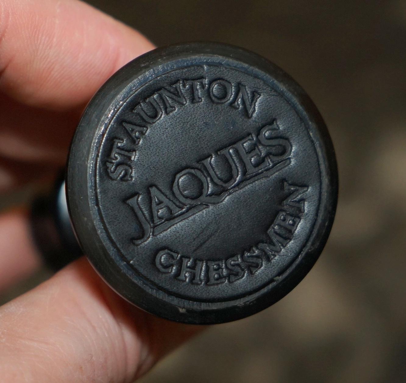 JUMBO JAQUES LTD EDiTION 1850 STAUNTON CHESSMAN CHESS SET INC CERTIFCATES ETC en vente 4