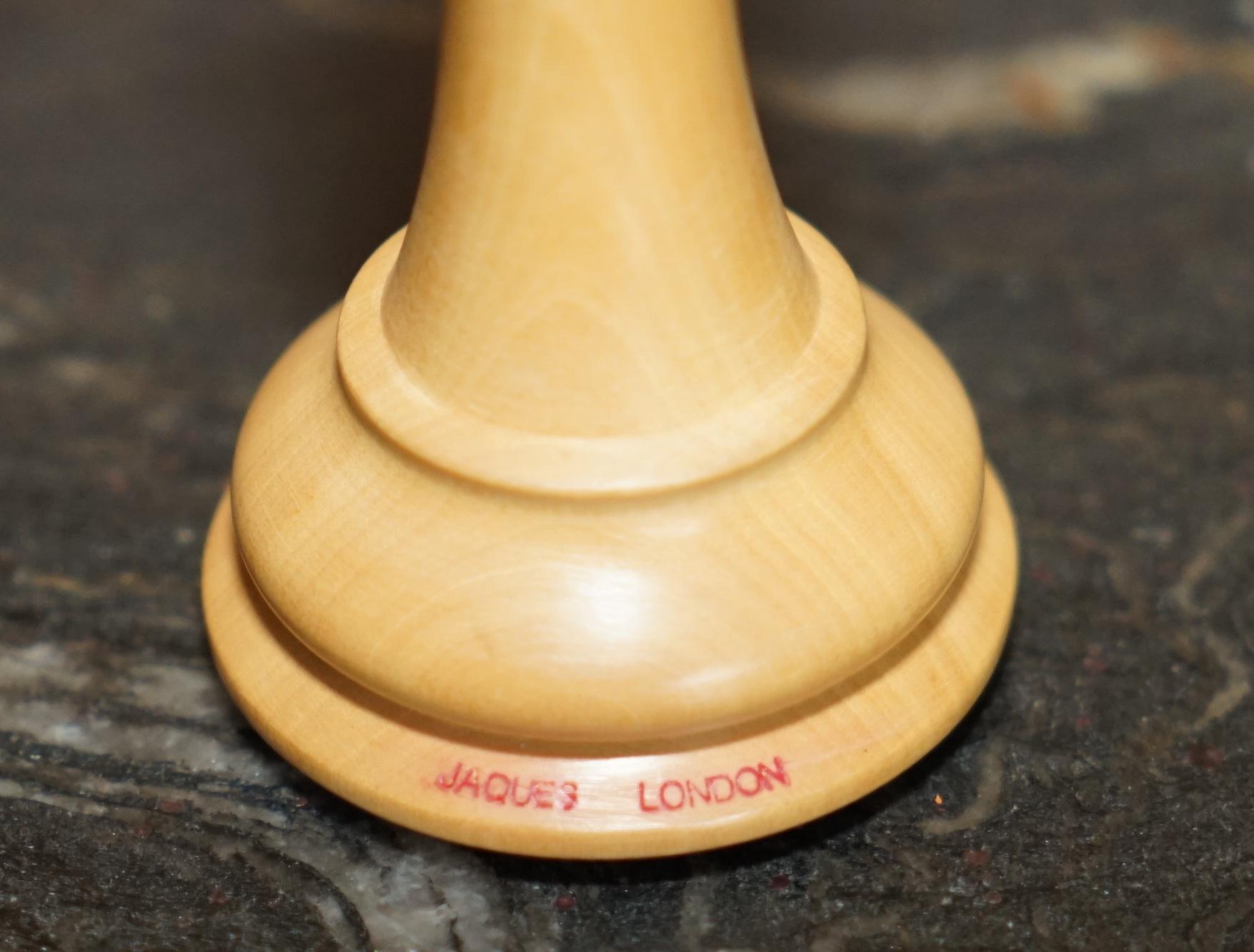 JUMBO JAQUES LTD EDiTION 1850 STAUNTON CHESSMAN CHESS SET INC CERTIFCATES ETC en vente 8