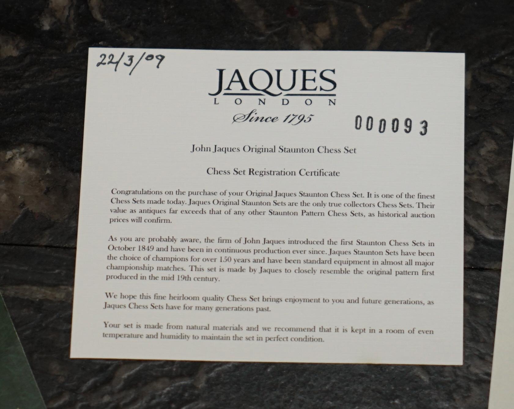 Victorien JUMBO JAQUES LTD EDiTION 1850 STAUNTON CHESSMAN CHESS SET INC CERTIFCATES ETC en vente