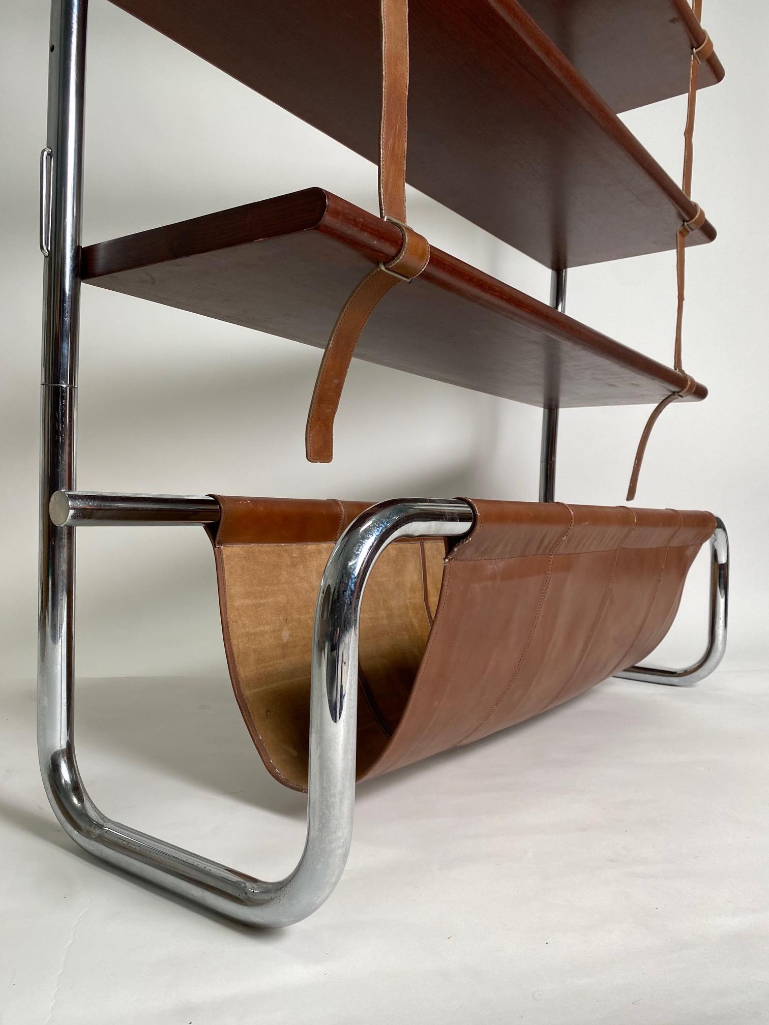 Jumbo Line Bookcase by Luigi Massoni for Poltronova, Italy 1970s (First Edition) In Good Condition For Sale In Argelato, BO