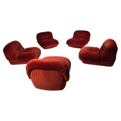 Fauteuil « Jumbo » en velours rouge rouille, créé par Alberto Rosselli pour Saporiti, années 1970