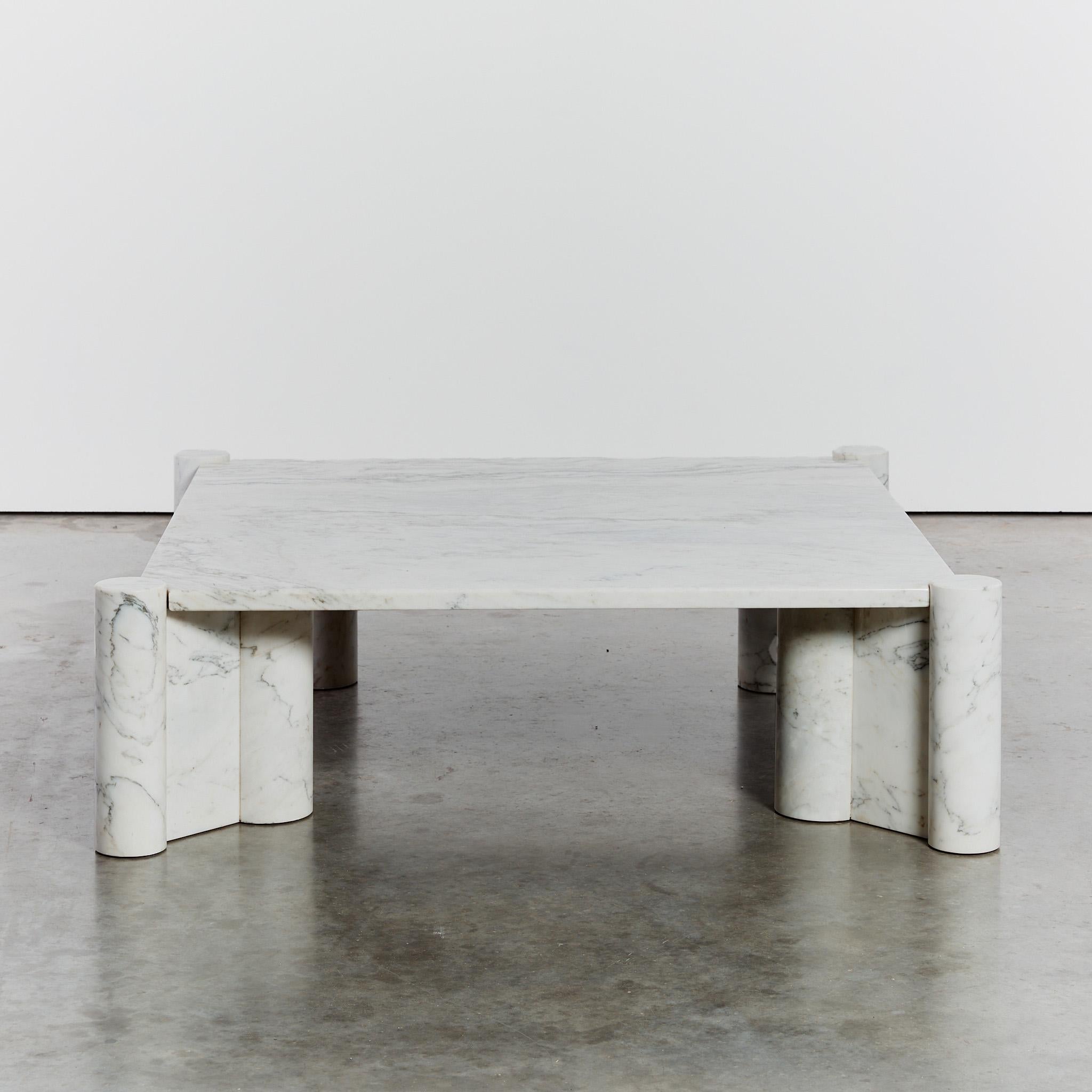 Jumbo marble coffee table by Gae Aulenti for Knoll International 8