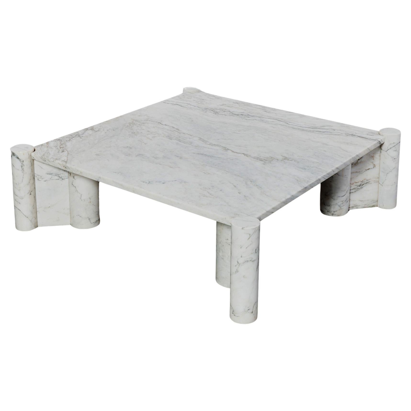 Jumbo marble coffee table by Gae Aulenti for Knoll International