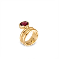 Jumelle Grand Ring in 18k Yellow Gold with Ruby by MARIANNE CANARELLI