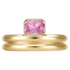 Ring „Jumelle Petit“ aus 18-karätigem Gelbgold mit rosa Turmalin von MARIANNE CANARELLI